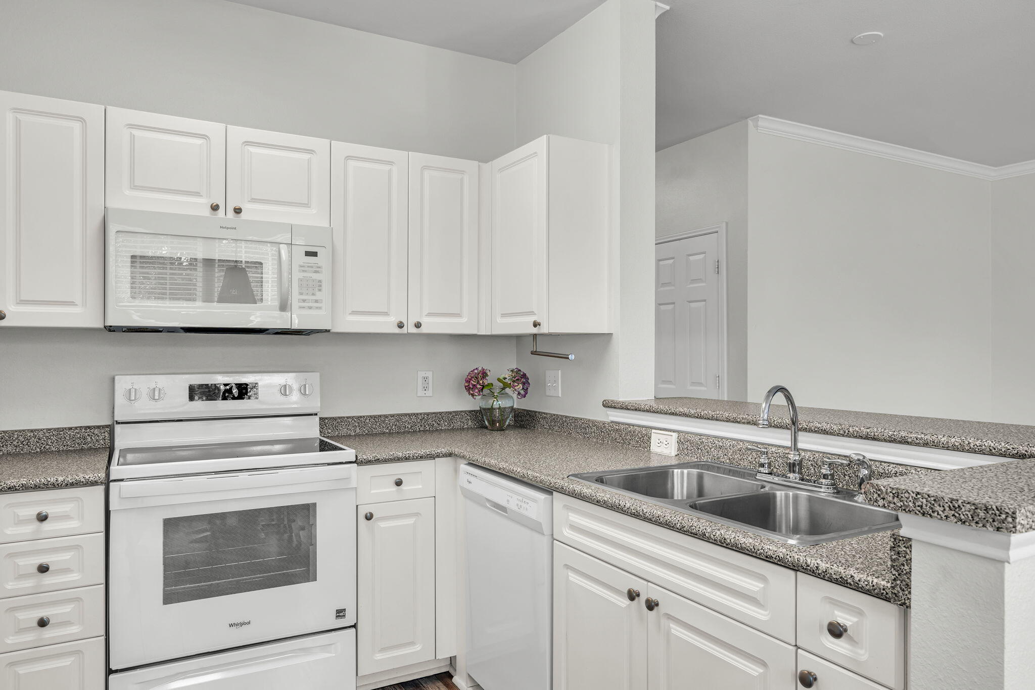 130 River Landing Drive # 8203