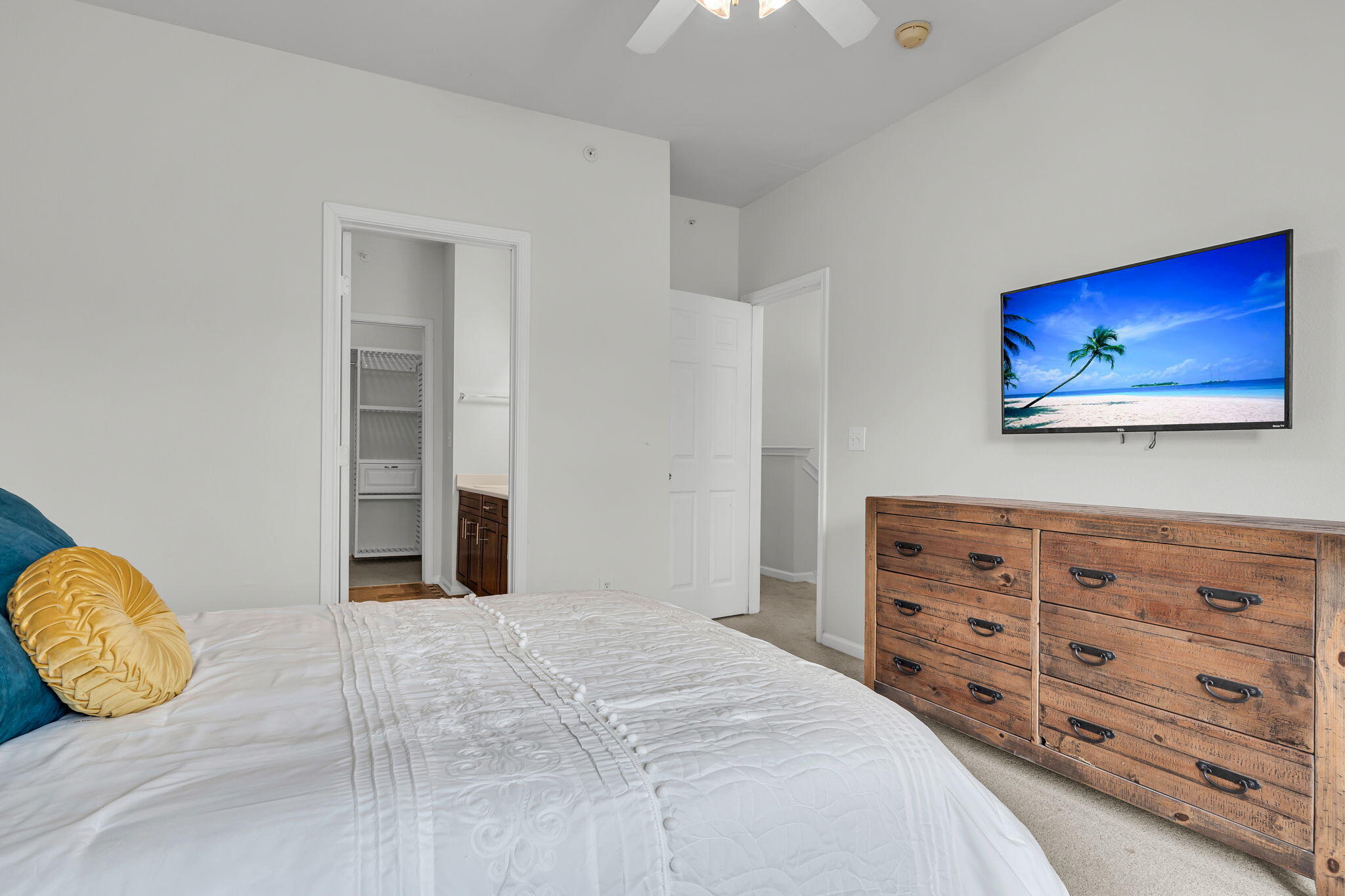 130 River Landing Drive # 8203