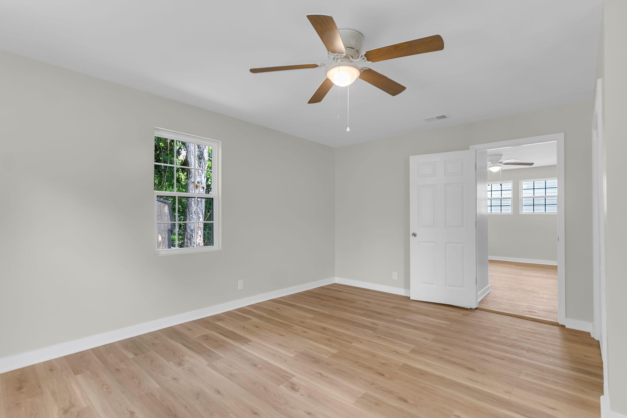 1912 Boxwood Avenue, North Charleston