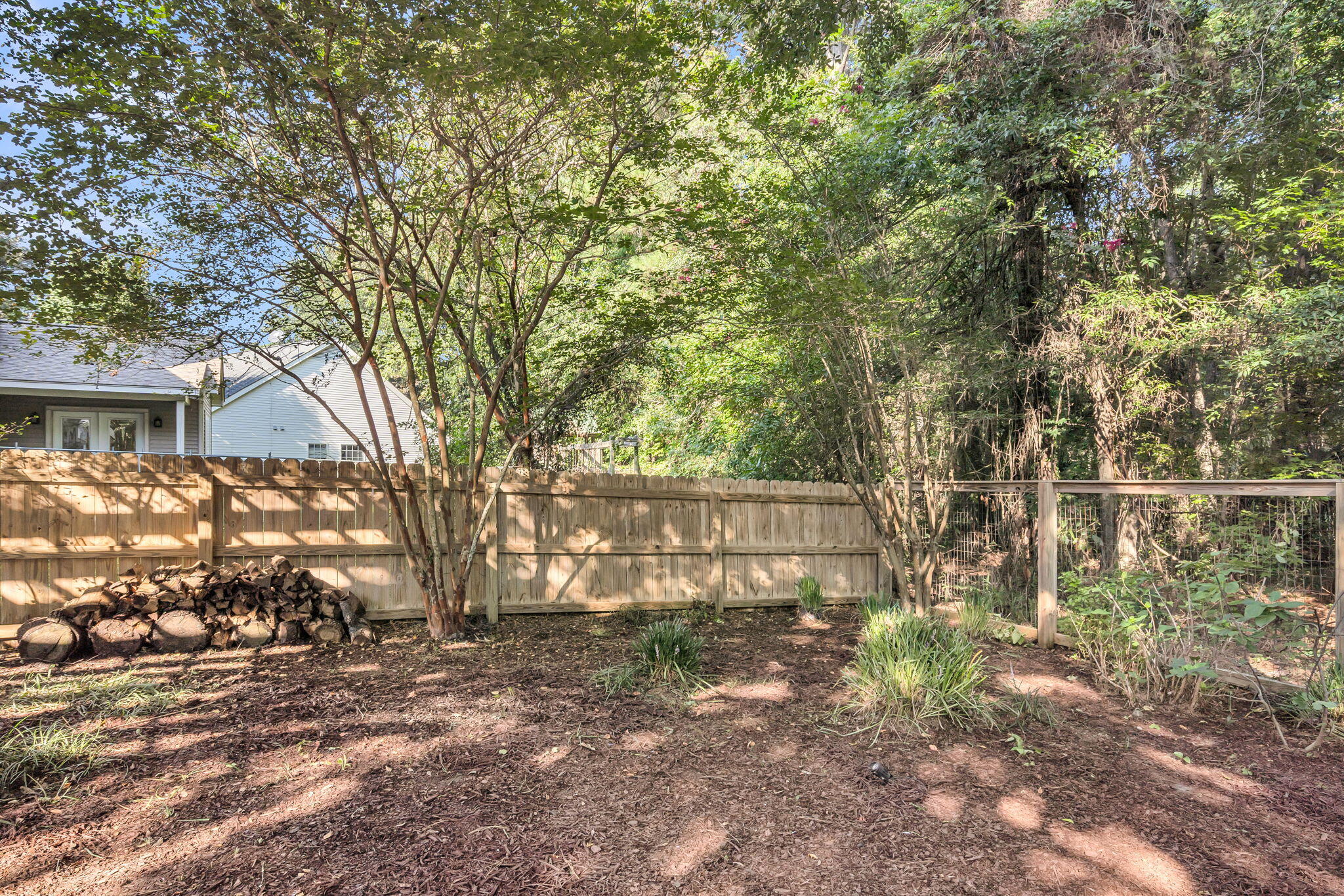 1972 Gray Battery Court