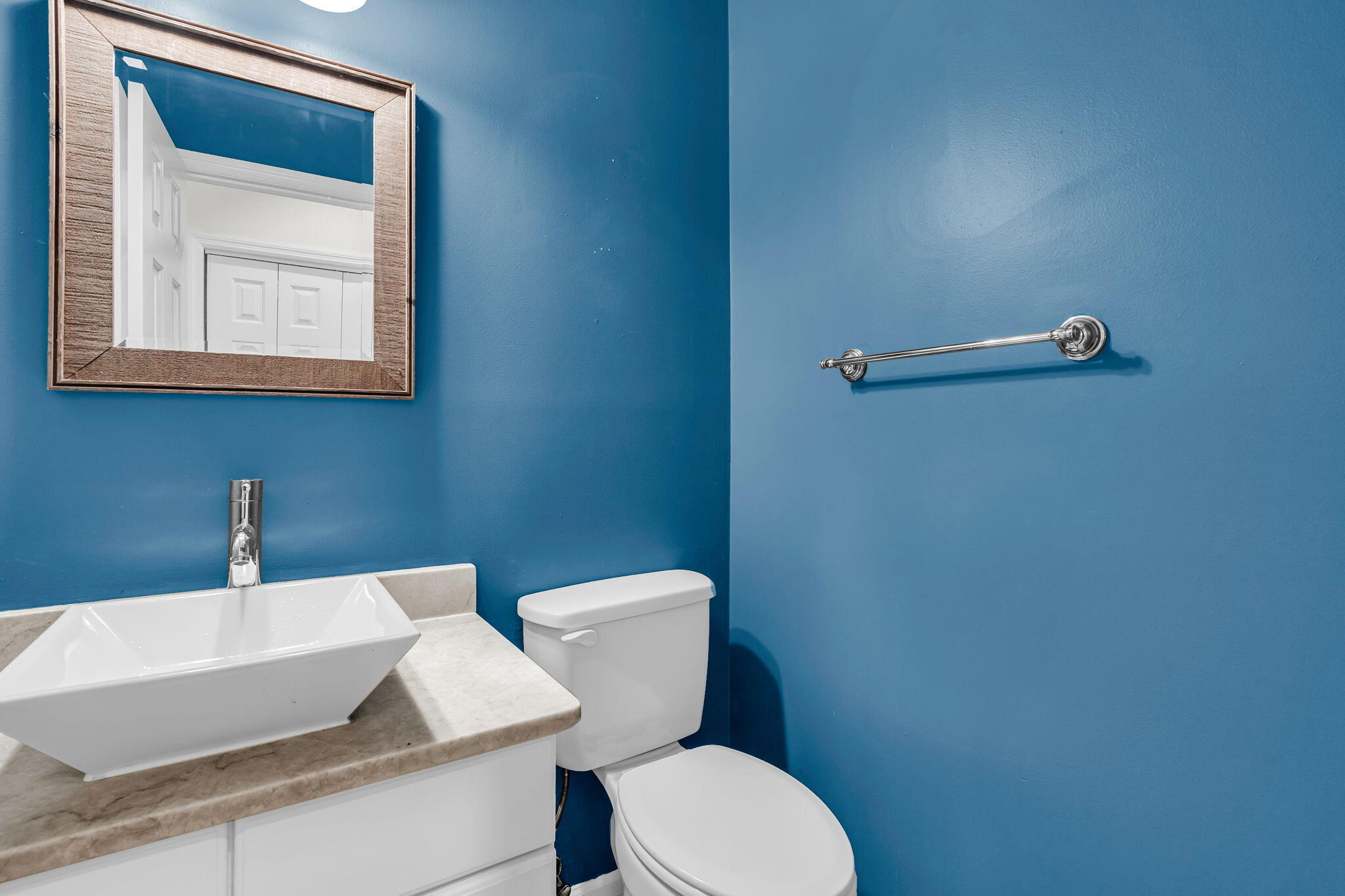 1972 Gray Battery Court