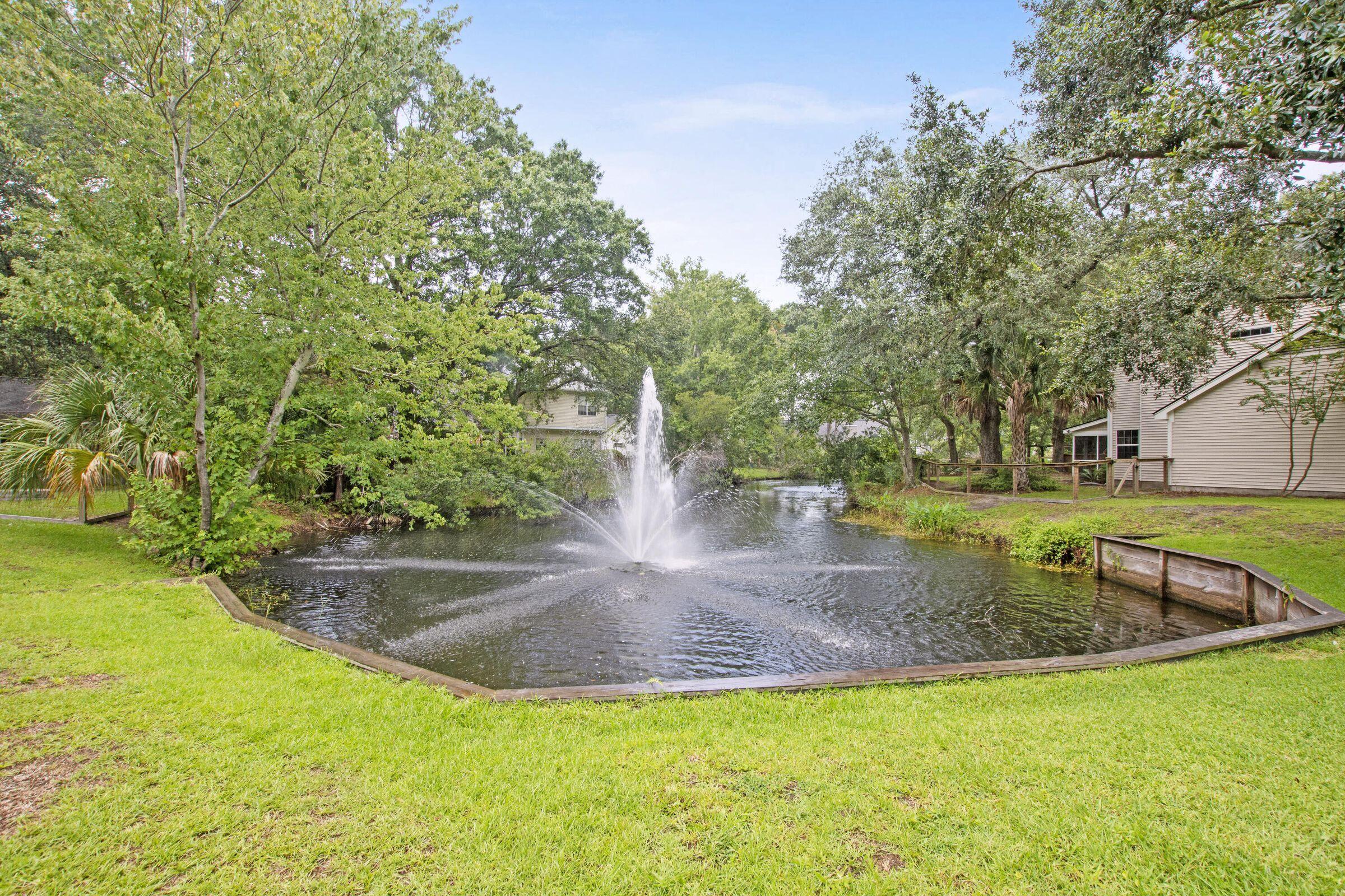 1972 Gray Battery Court