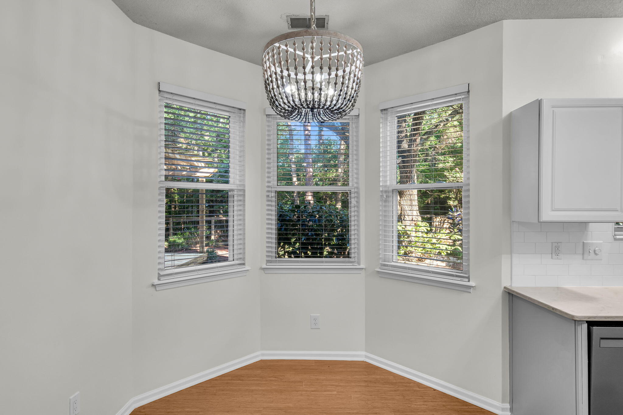 1972 Gray Battery Court