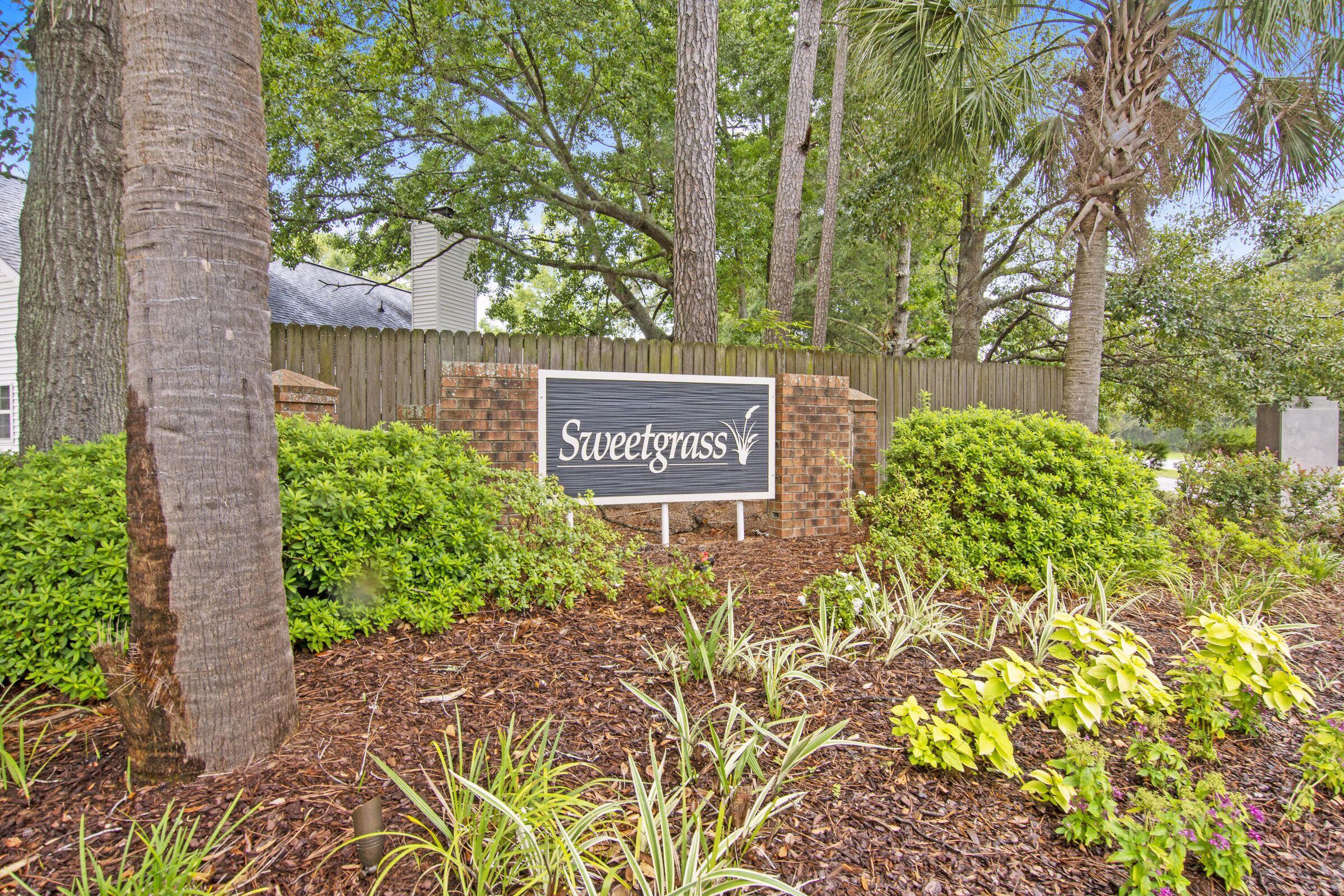 1972 Gray Battery Court