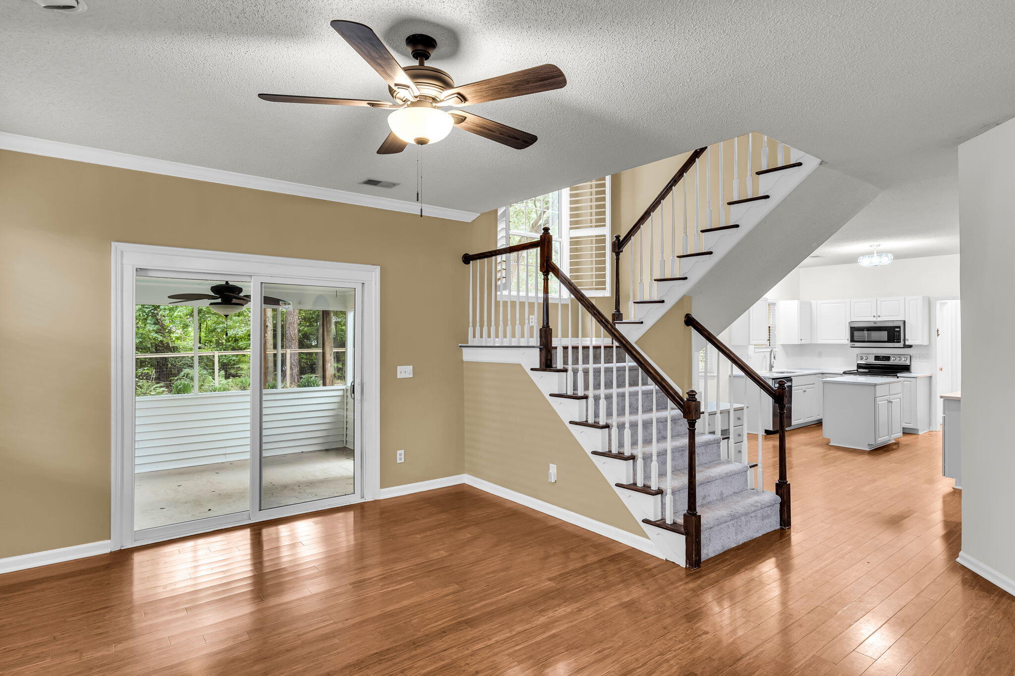 1972 Gray Battery Court