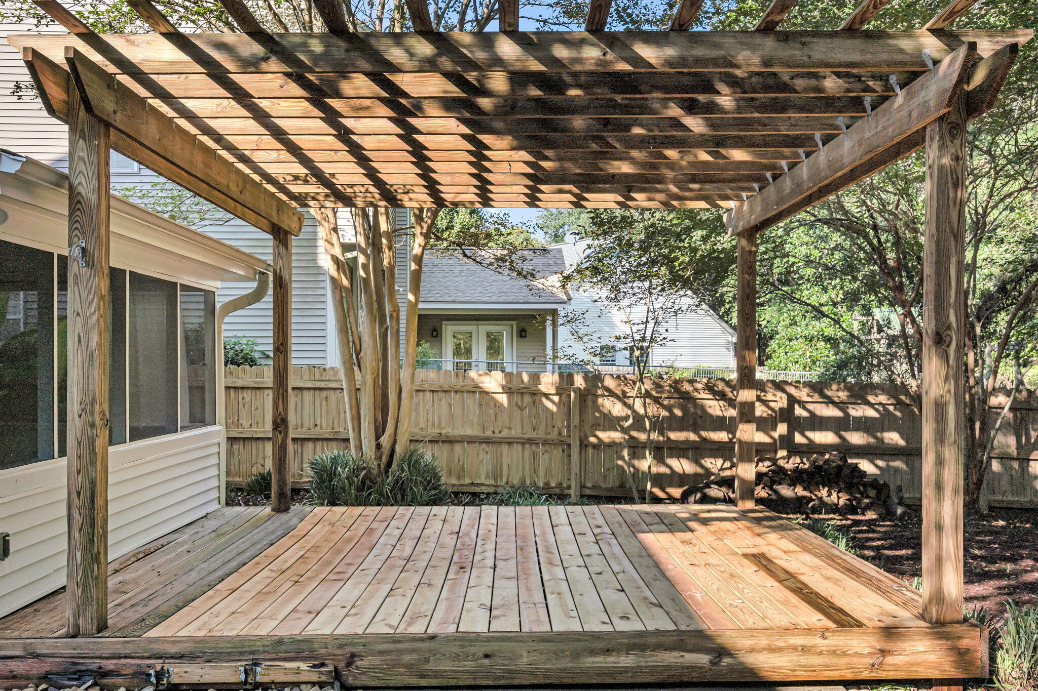 1972 Gray Battery Court