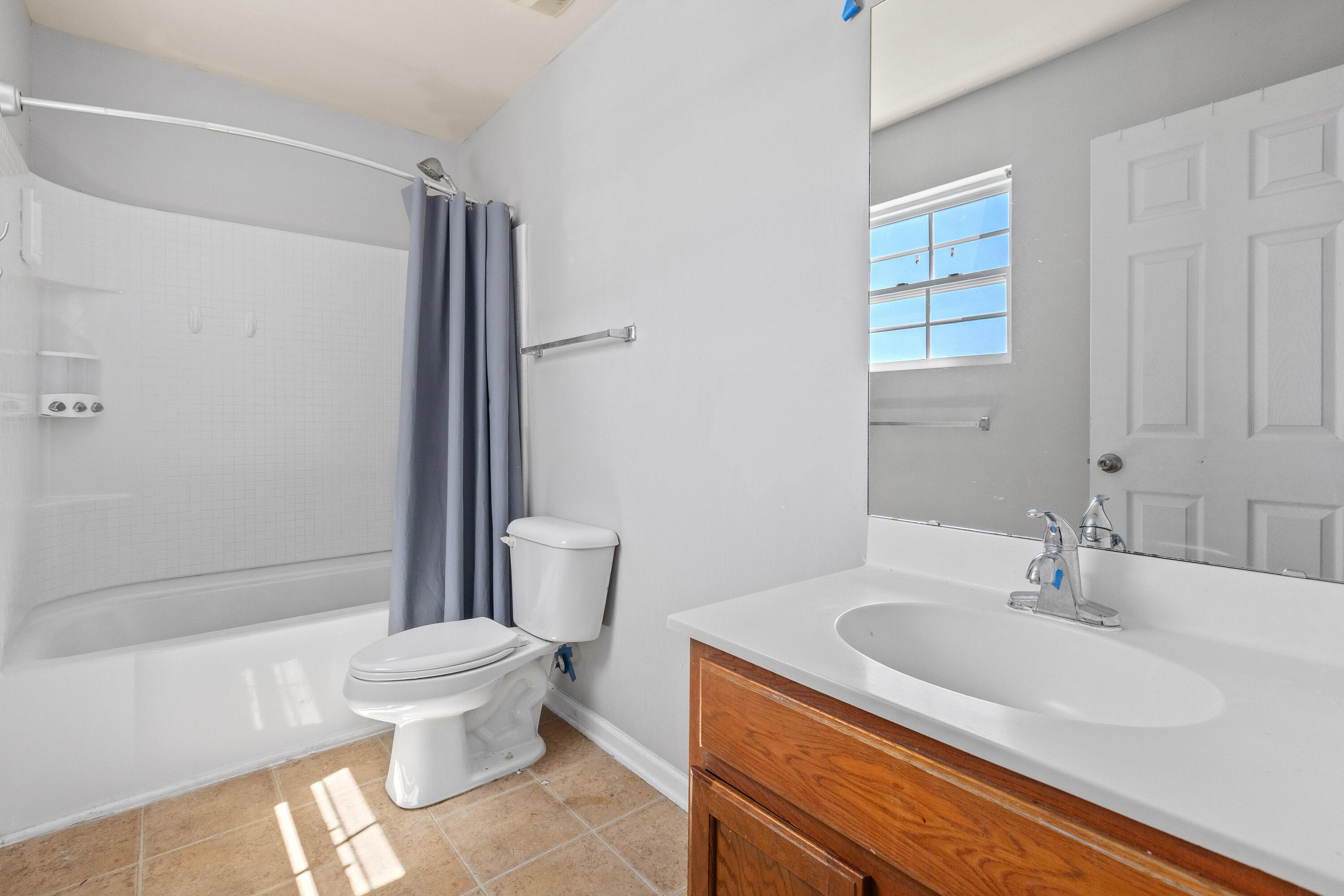 338 Peters Creek Drive, Summerville