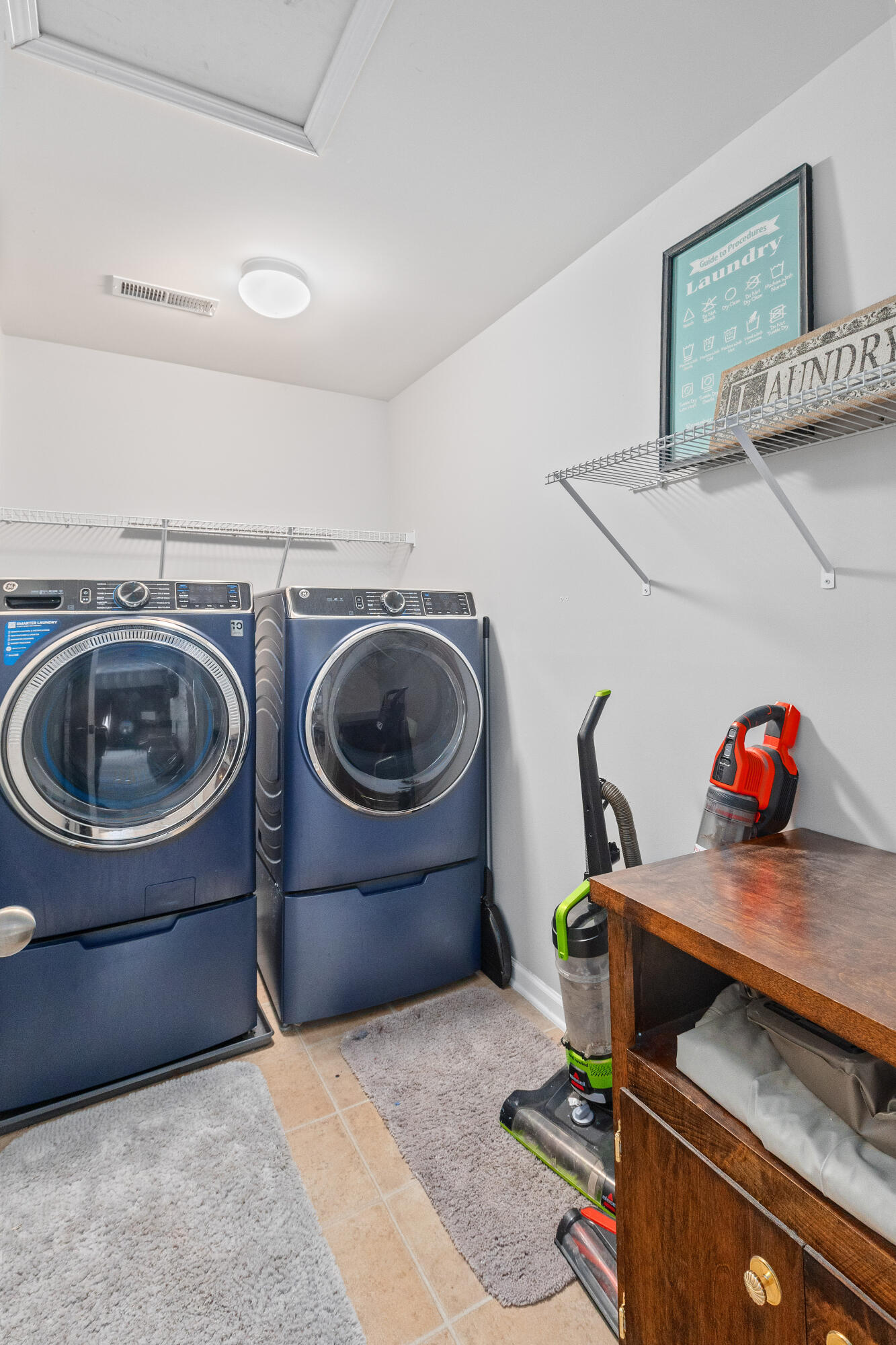 338 Peters Creek Drive, Summerville