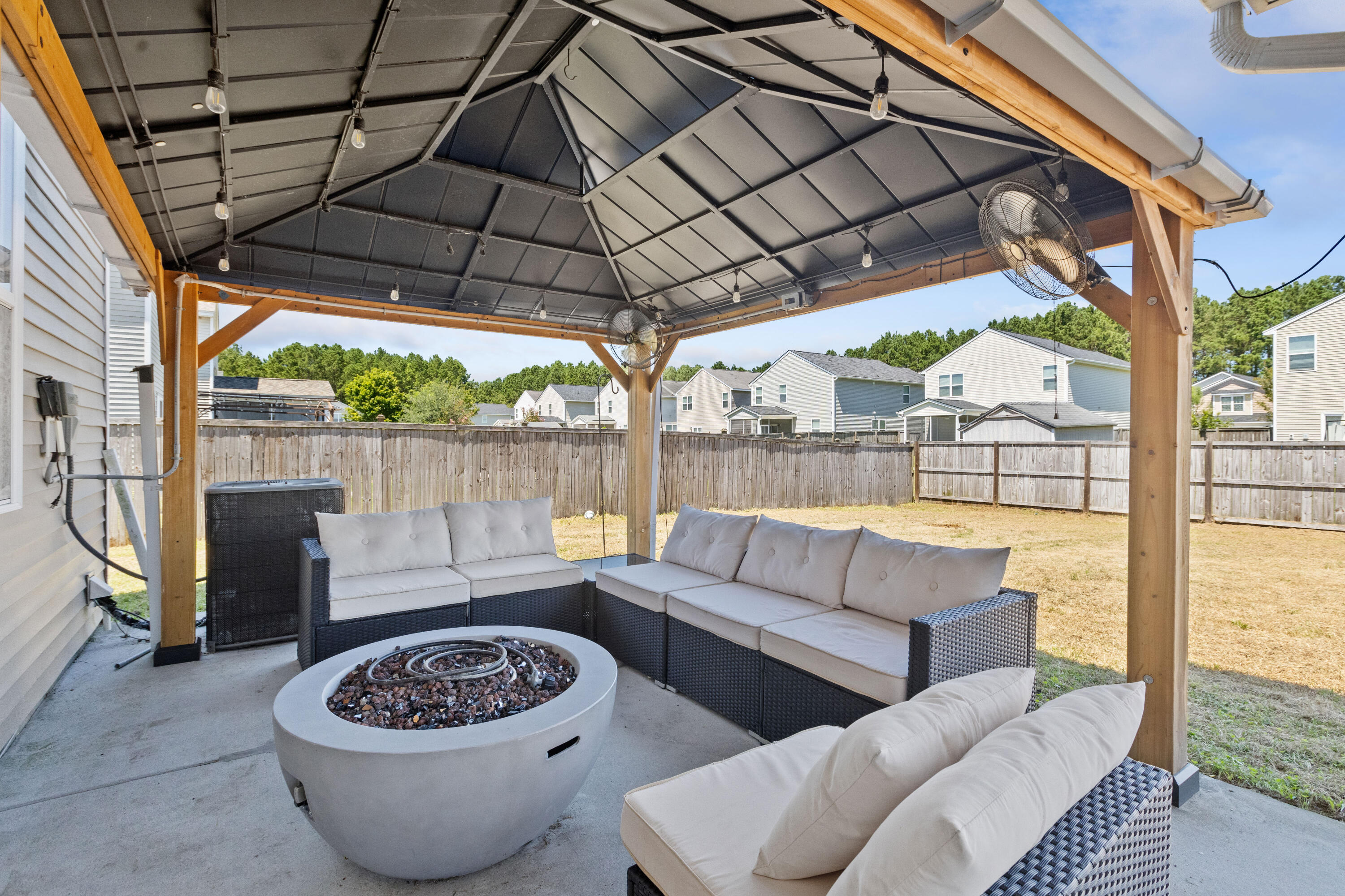 338 Peters Creek Drive, Summerville