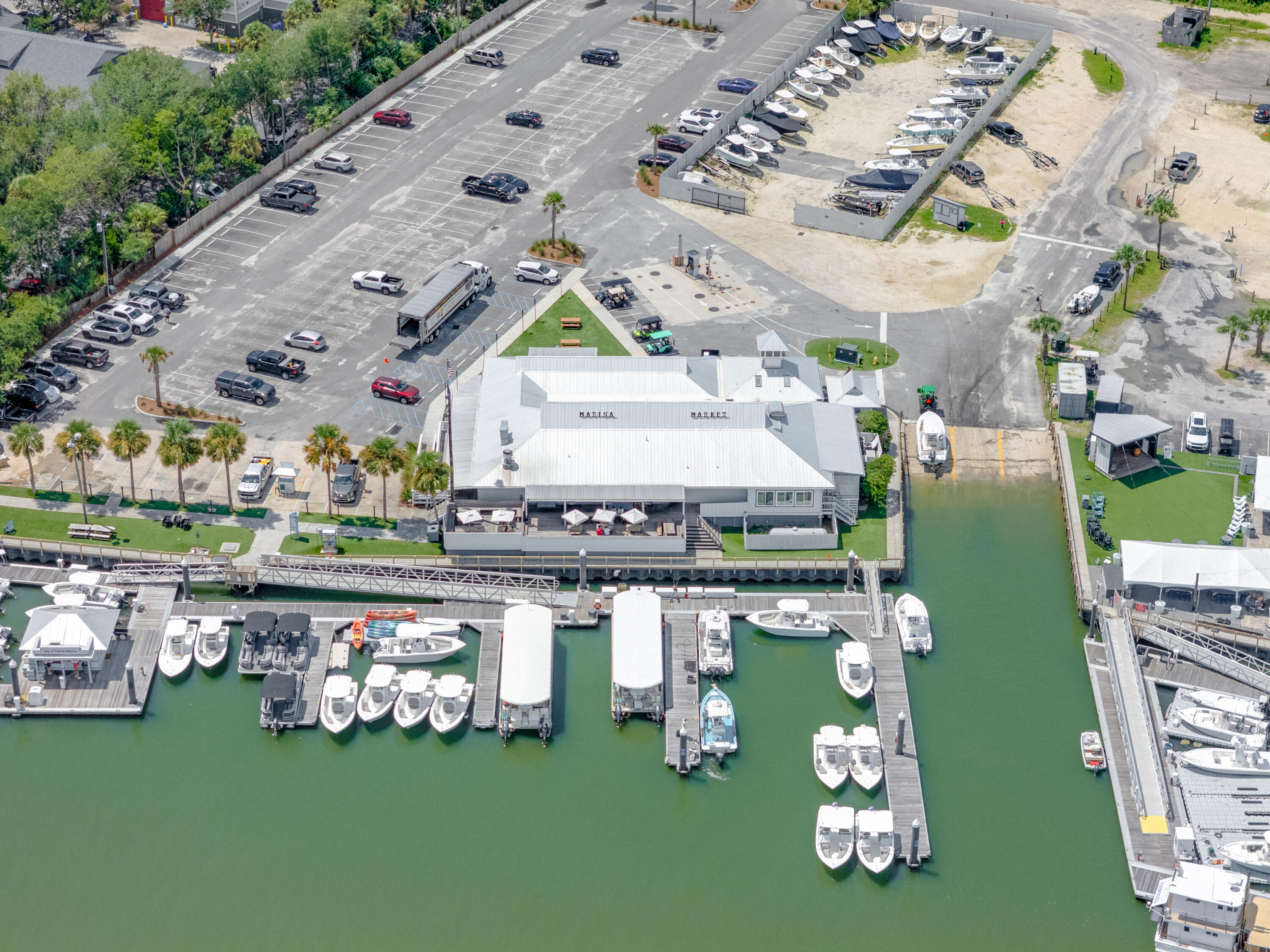 2404 Waterway Boulevard