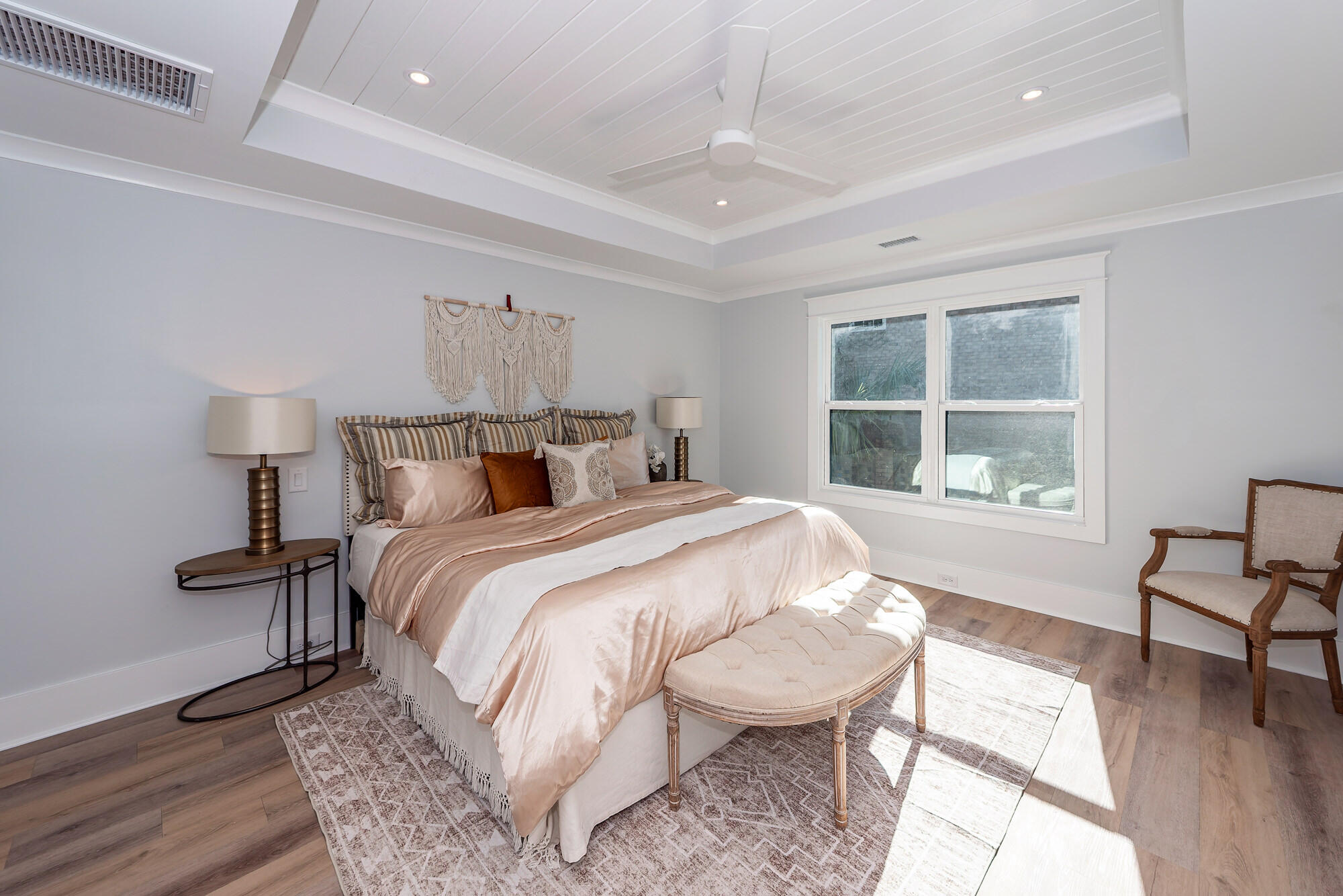 2404 Waterway Boulevard