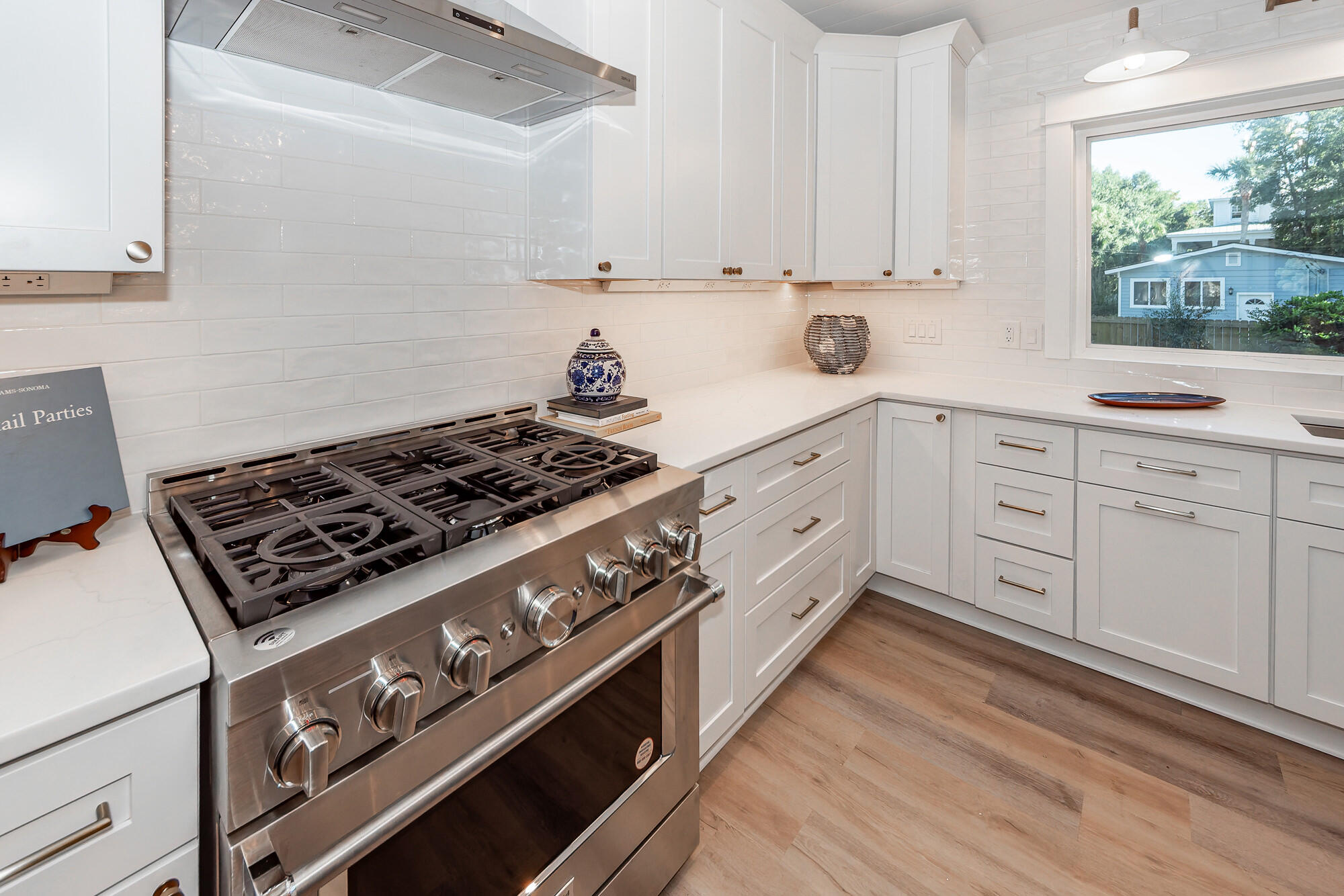 2404 Waterway Boulevard