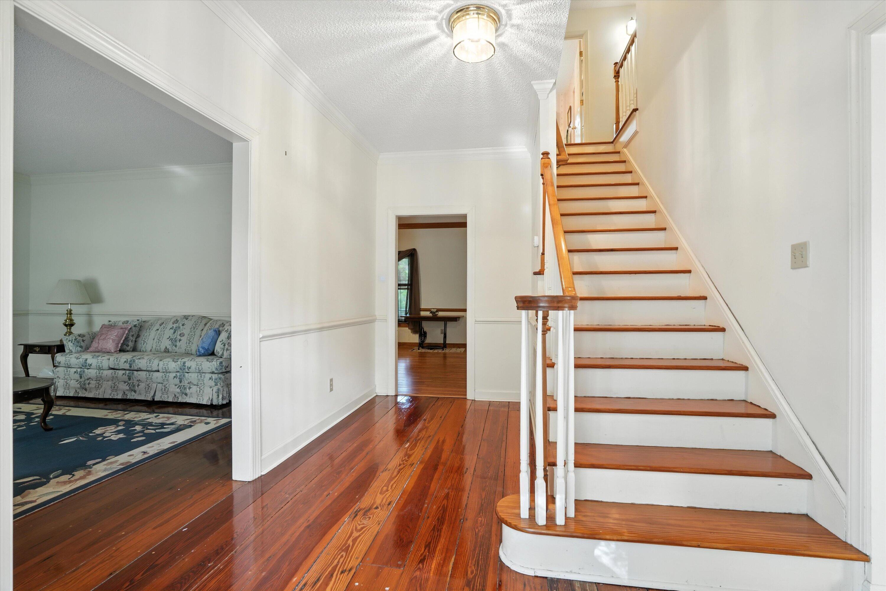 160 Scalybark Road, Summerville