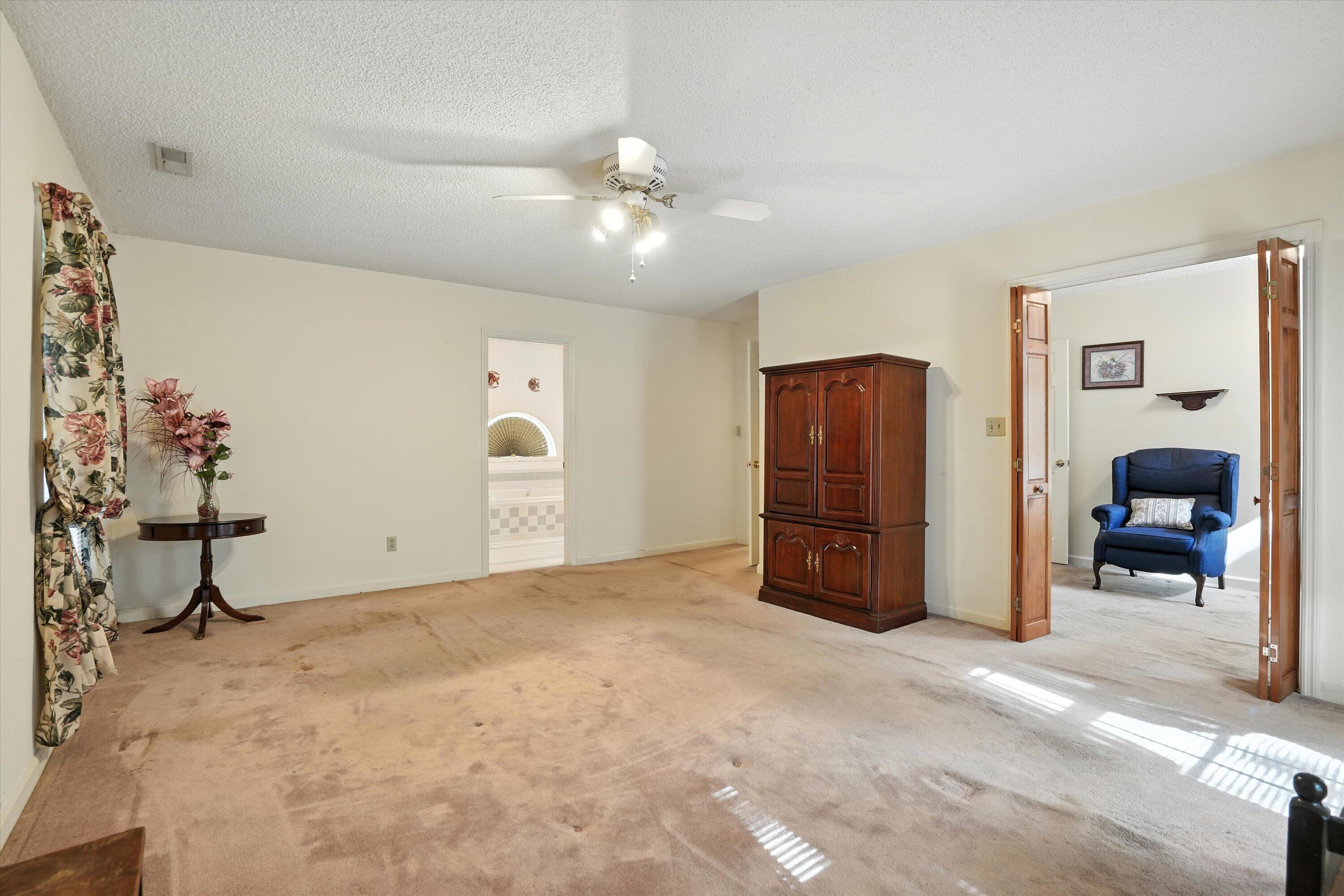 160 Scalybark Road, Summerville