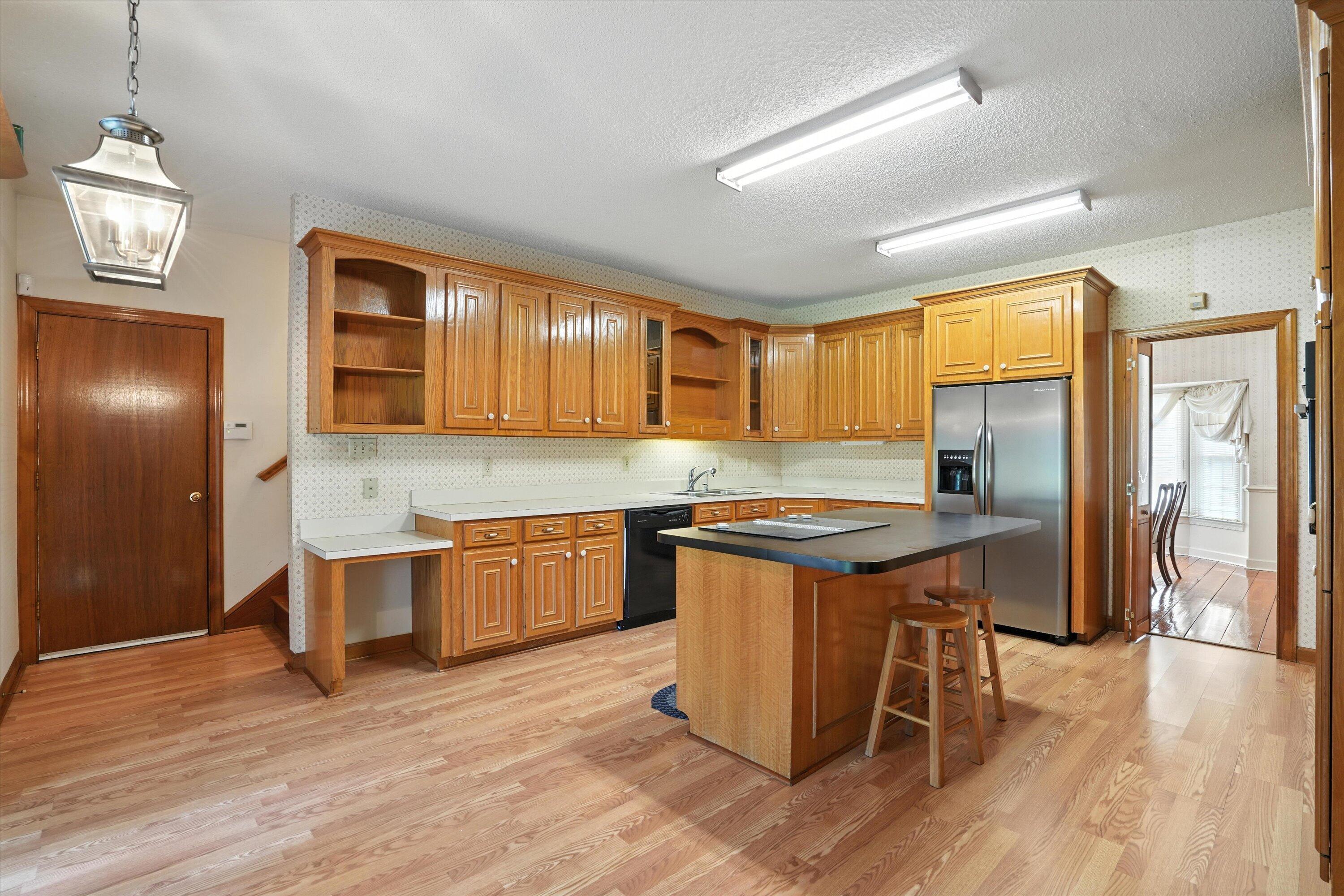 160 Scalybark Road, Summerville