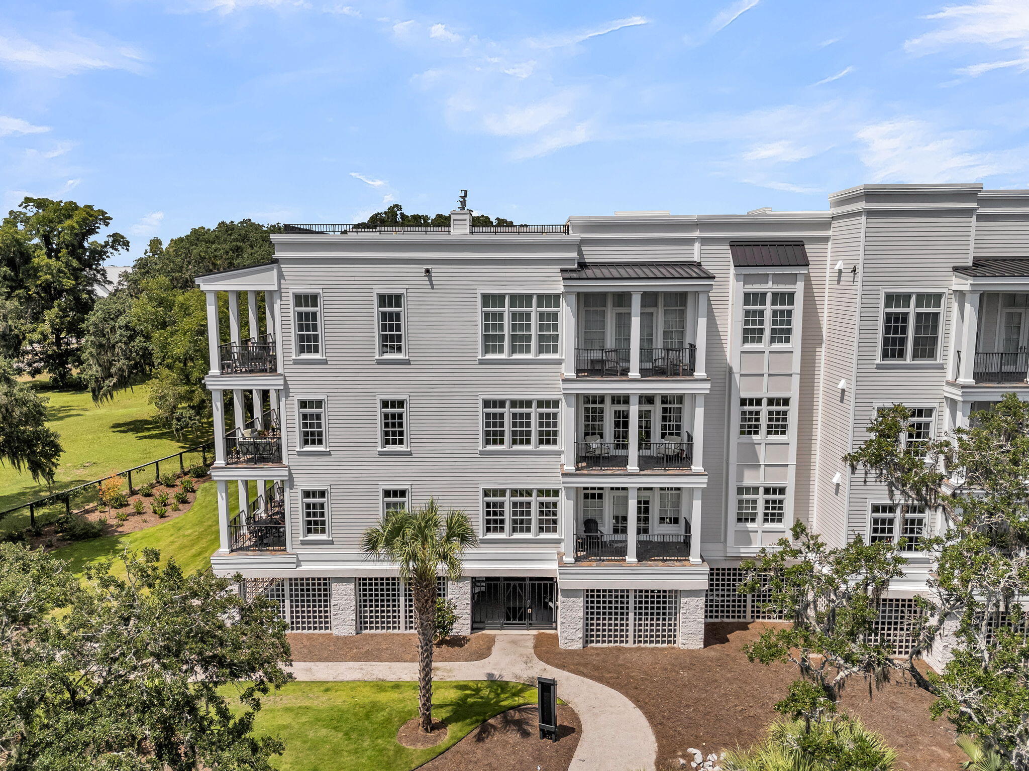 108 Fairbanks Oak Alley # 402, Charleston Unit: 402