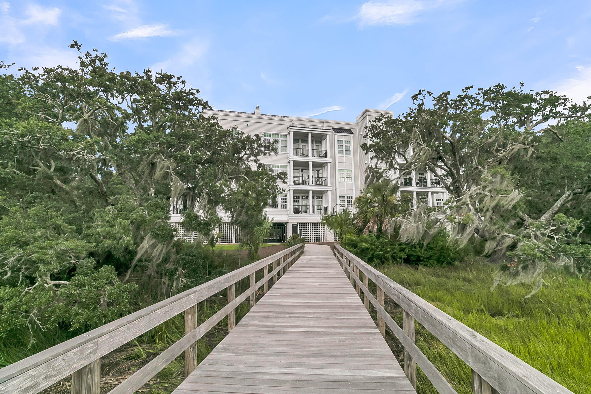 108 Fairbanks Oak Alley # 402, Charleston Unit: 402