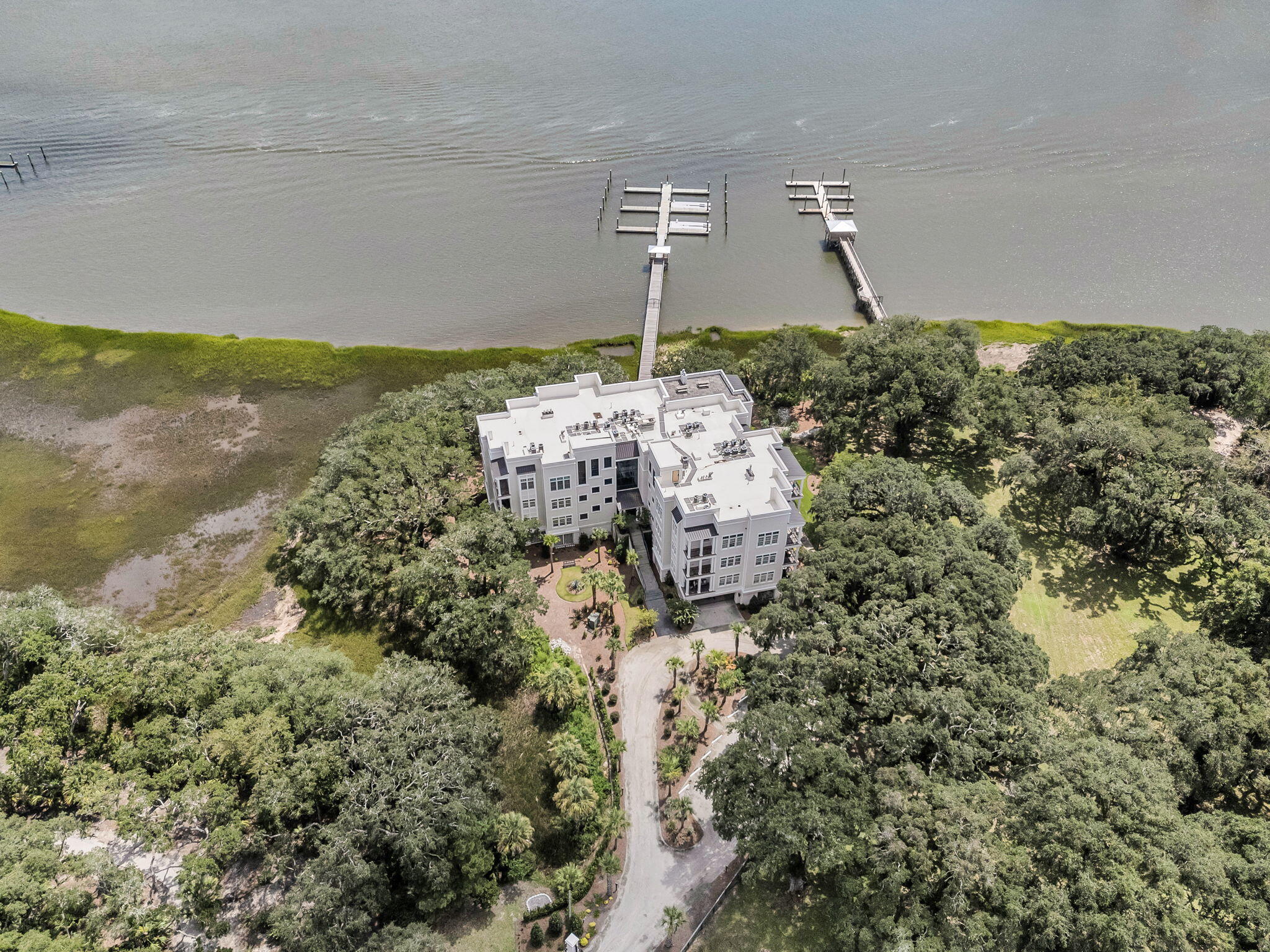 108 Fairbanks Oak Alley # 402, Charleston Unit: 402