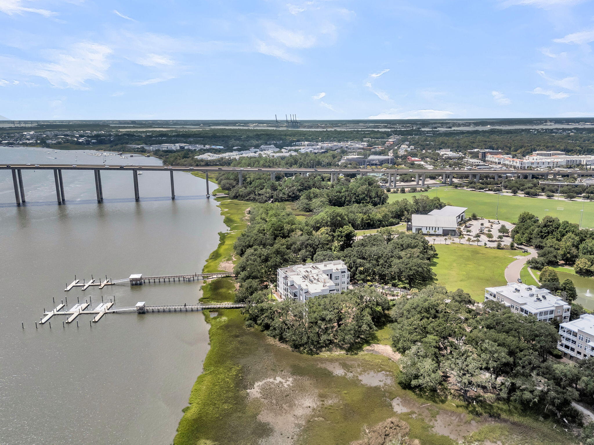108 Fairbanks Oak Alley # 402, Charleston Unit: 402