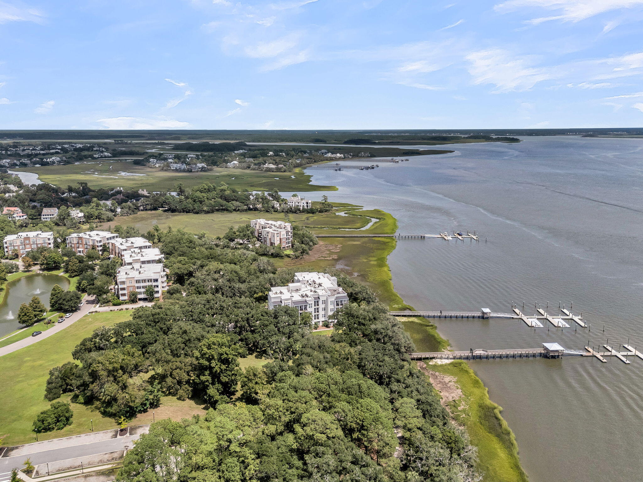 108 Fairbanks Oak Alley # 402, Charleston Unit: 402