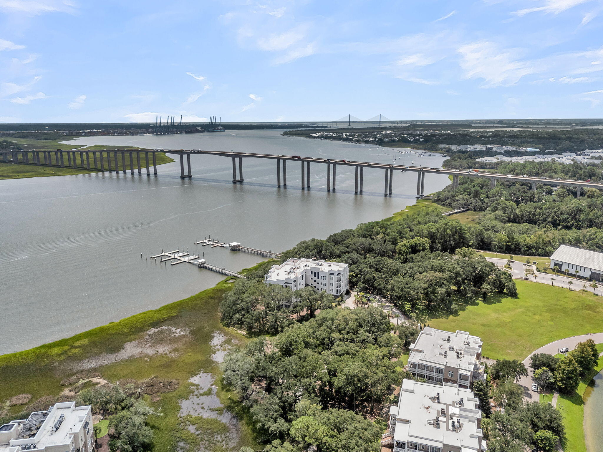 108 Fairbanks Oak Alley # 402, Charleston Unit: 402