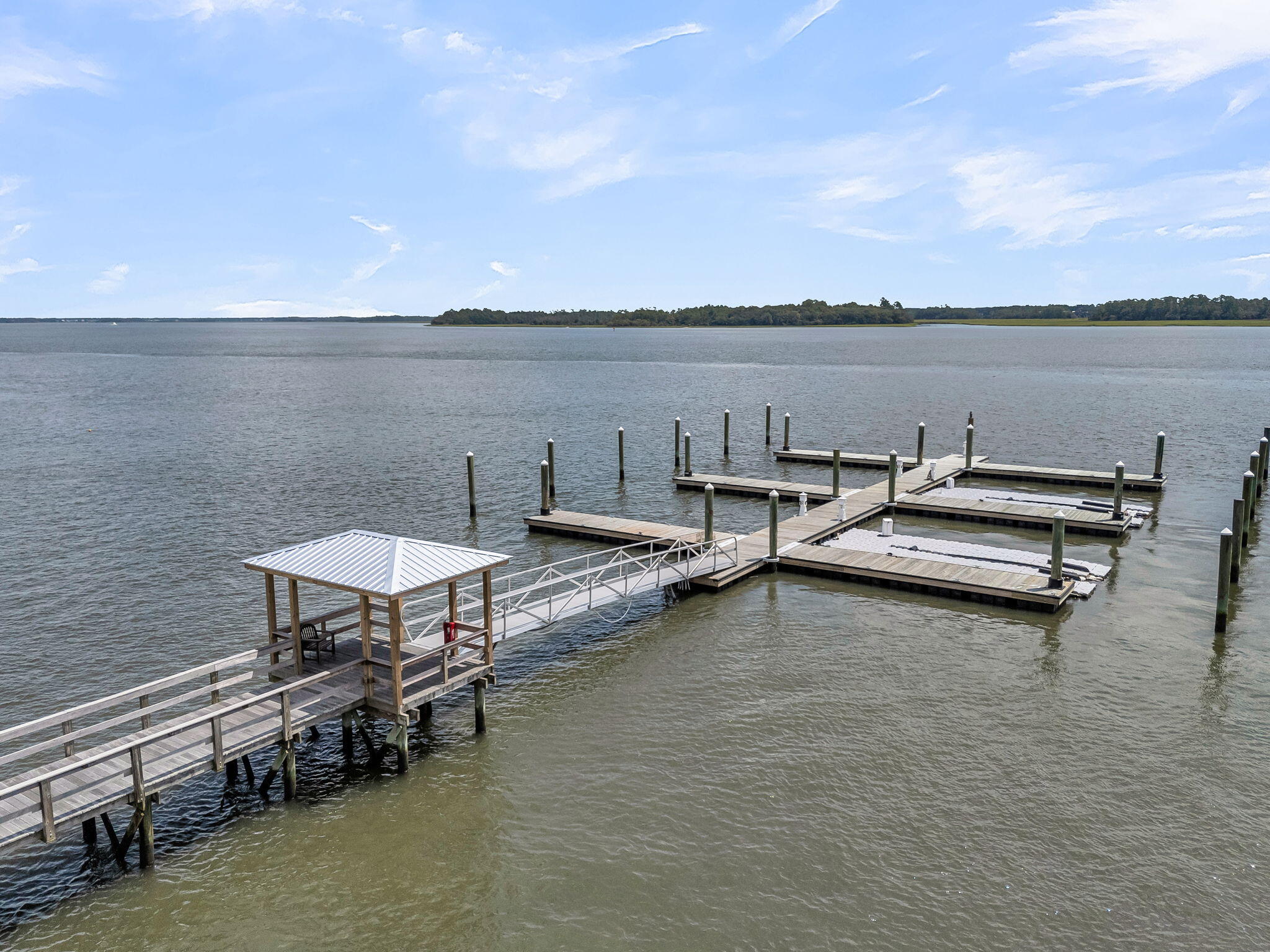 108 Fairbanks Oak Alley # 402, Charleston Unit: 402