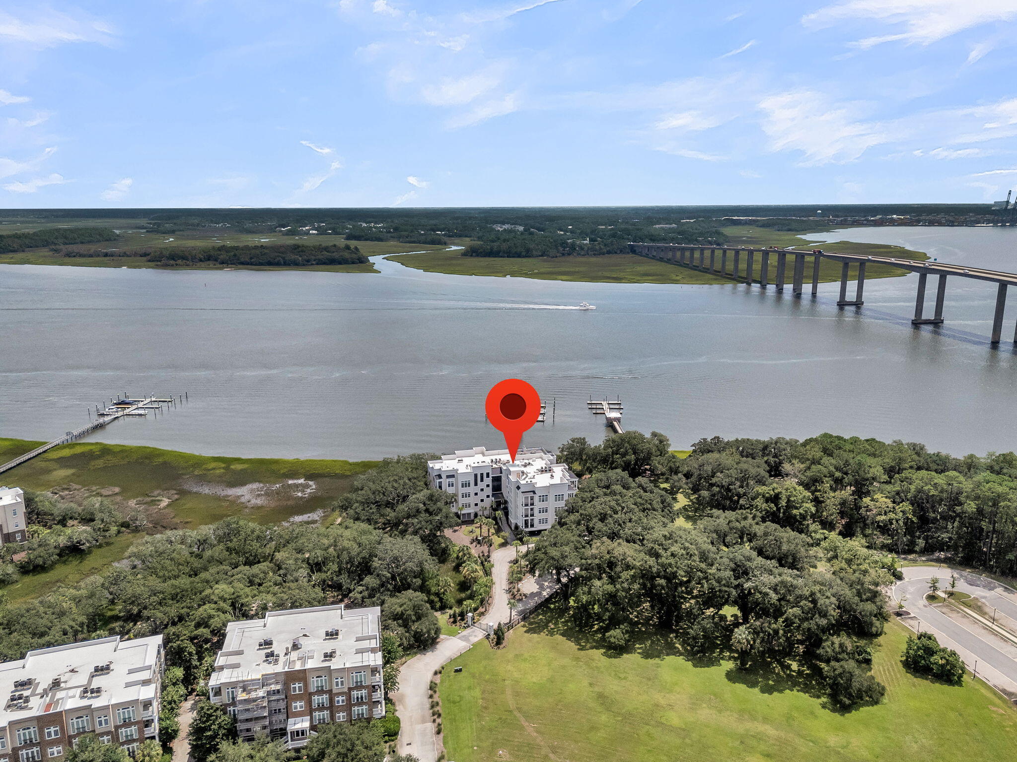 108 Fairbanks Oak Alley # 402, Charleston Unit: 402