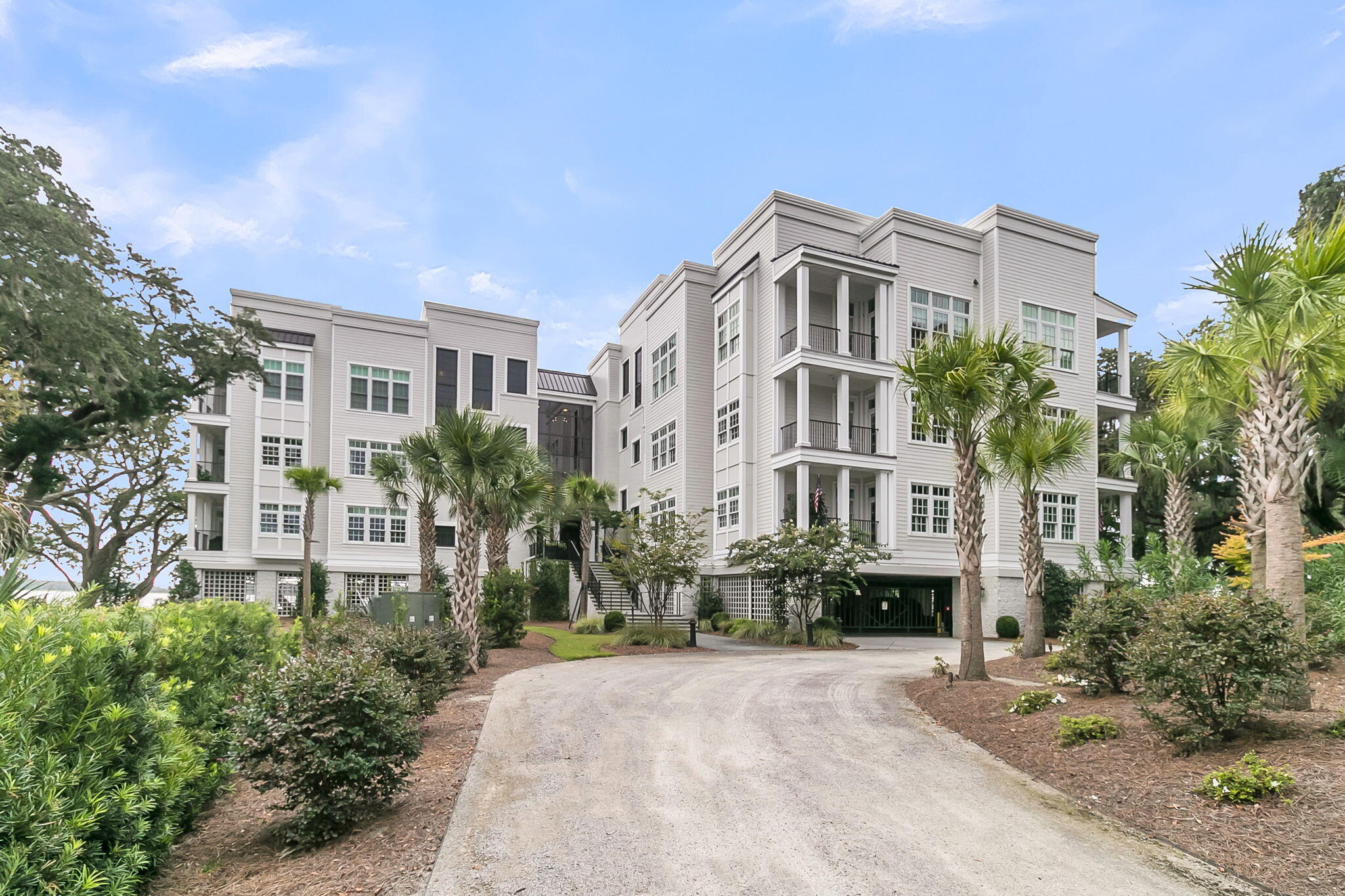 108 Fairbanks Oak Alley # 402, Charleston Unit: 402