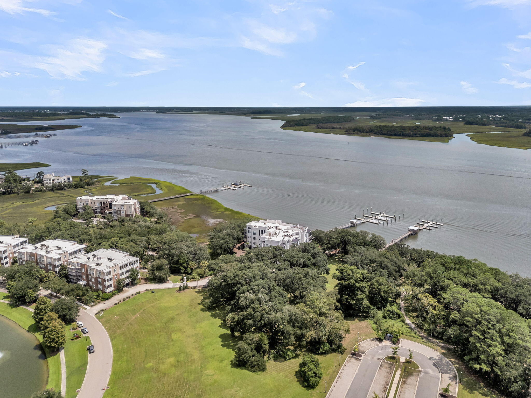 108 Fairbanks Oak Alley # 402, Charleston Unit: 402