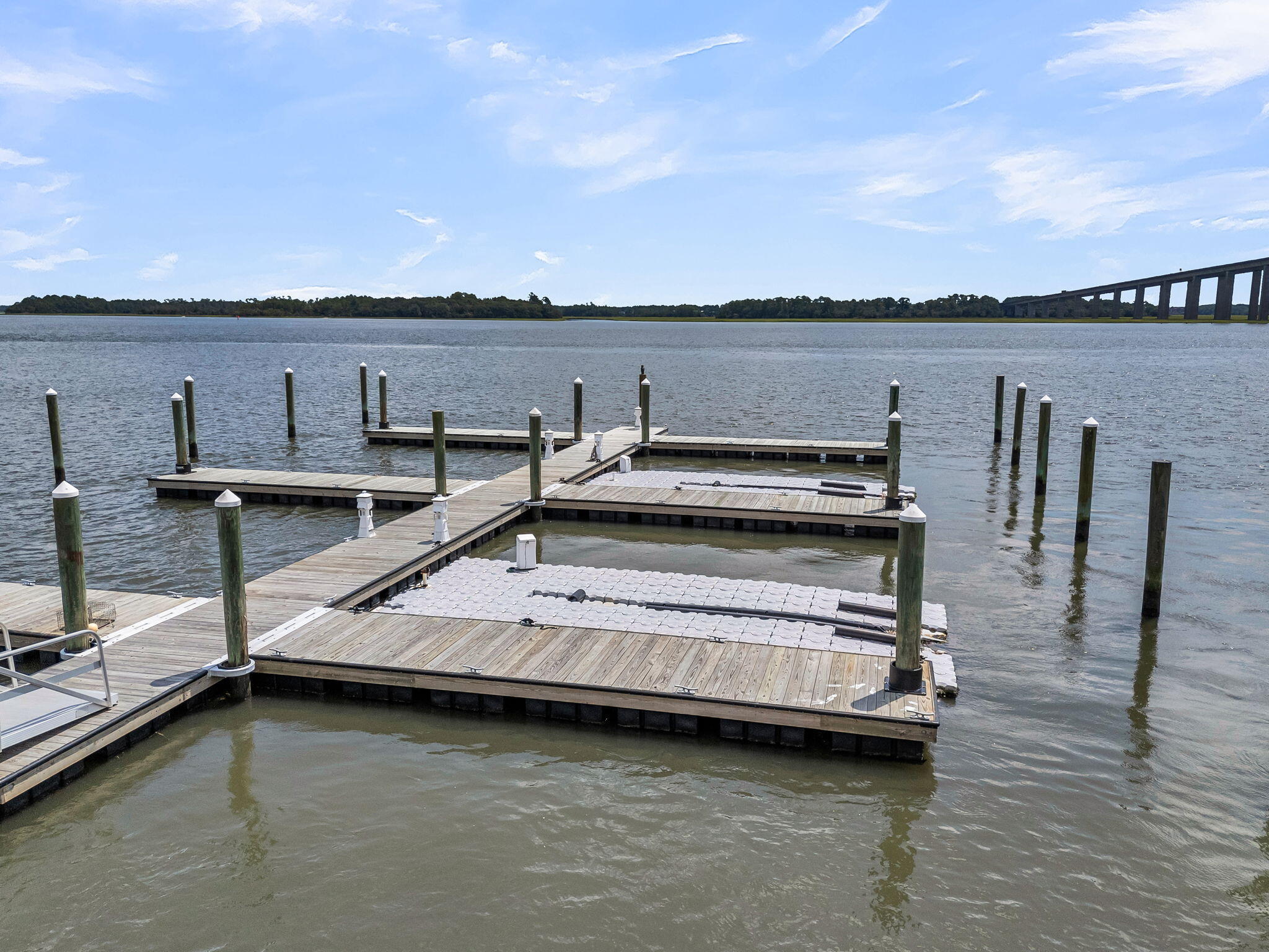 108 Fairbanks Oak Alley # 402, Charleston Unit: 402