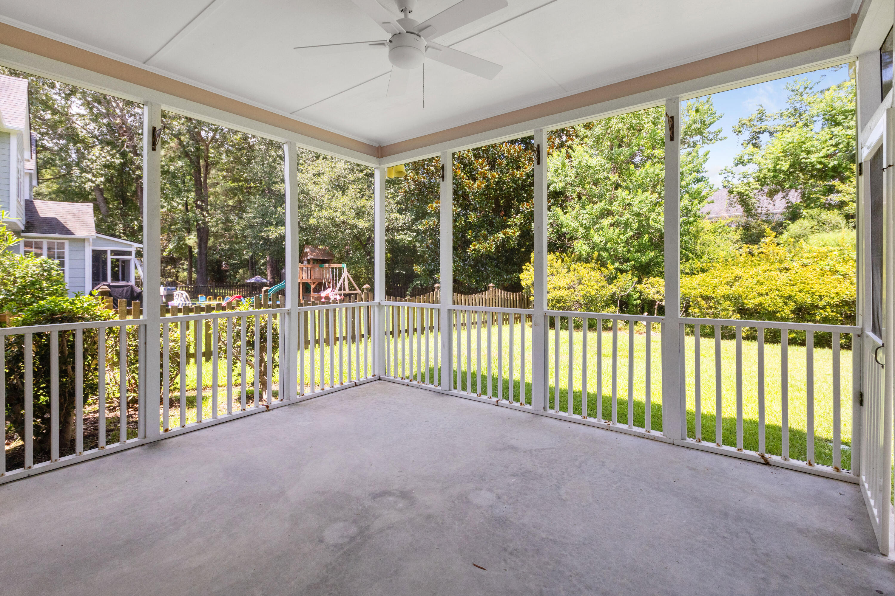 1023 Black Rush Circle