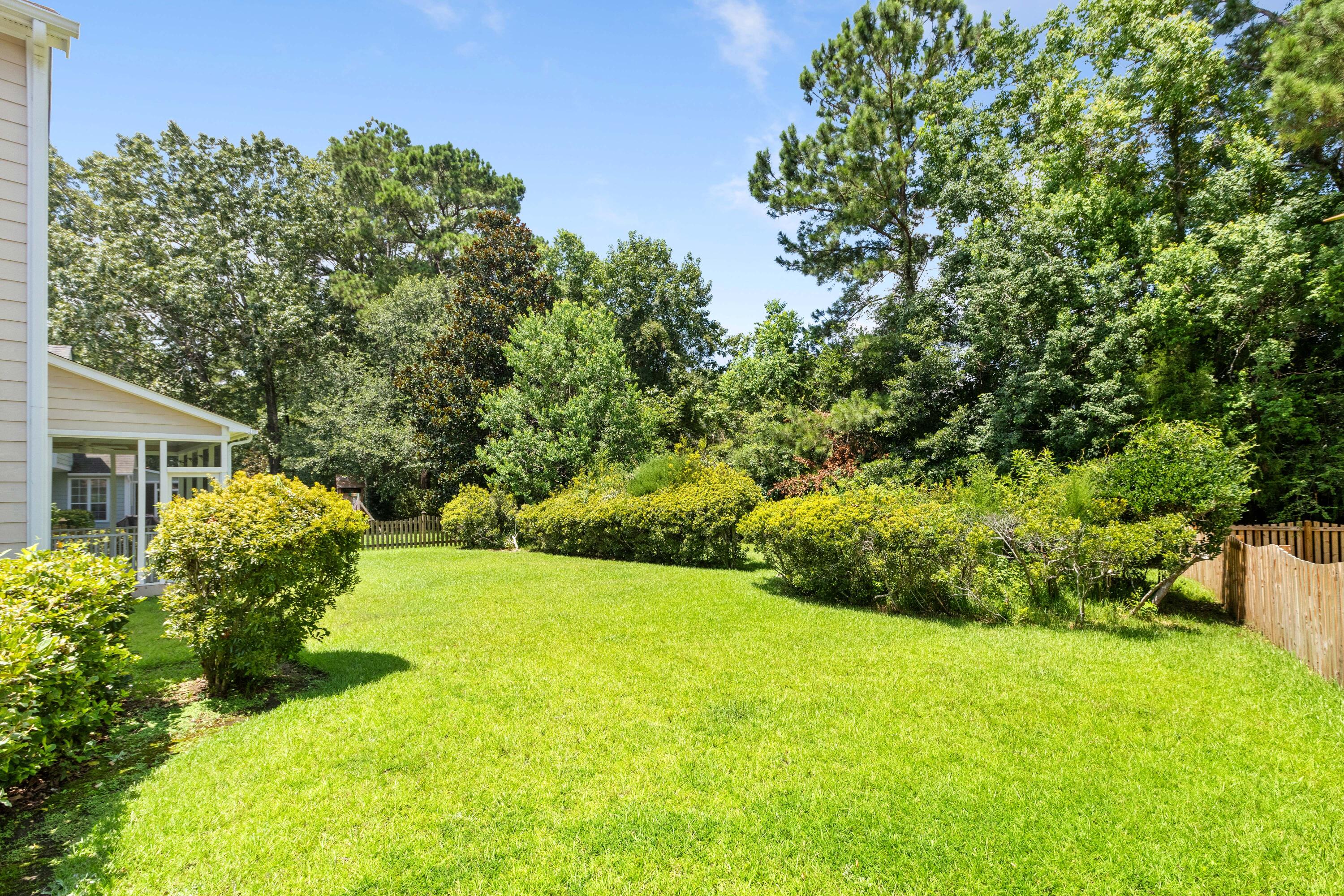 1023 Black Rush Circle