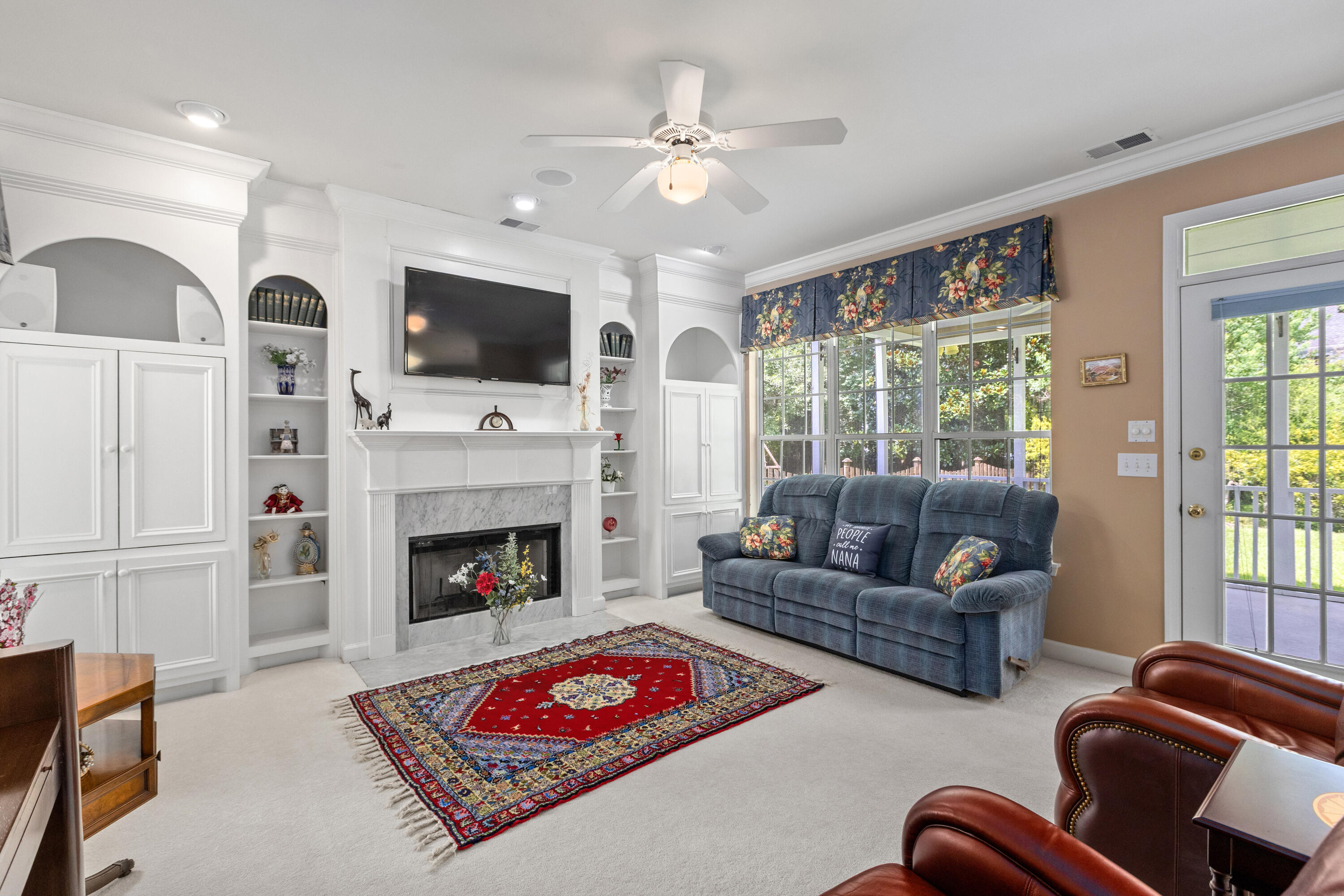 1023 Black Rush Circle