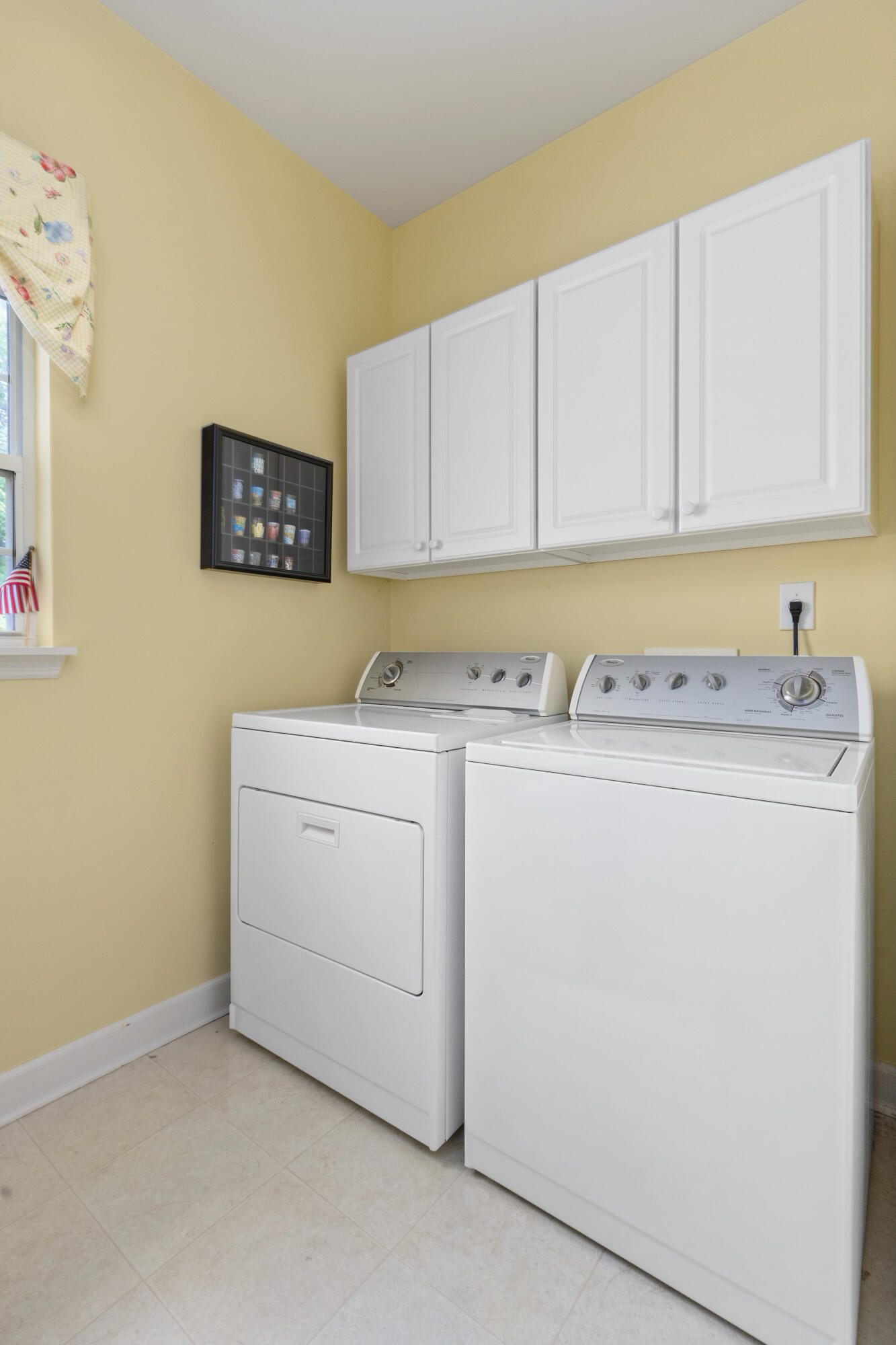 1023 Black Rush Circle