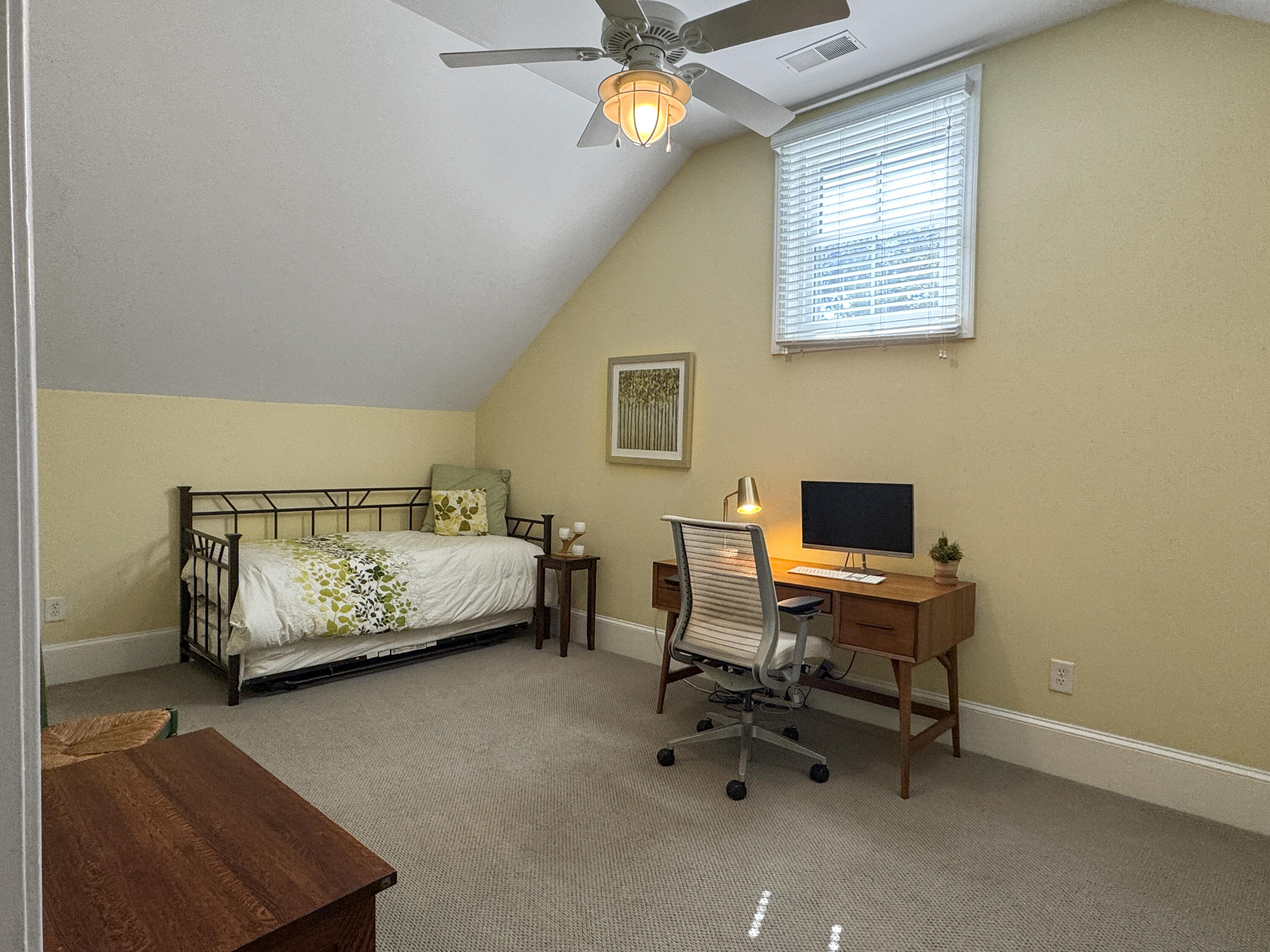 162 N Shelmore Boulevard, Mount Pleasant