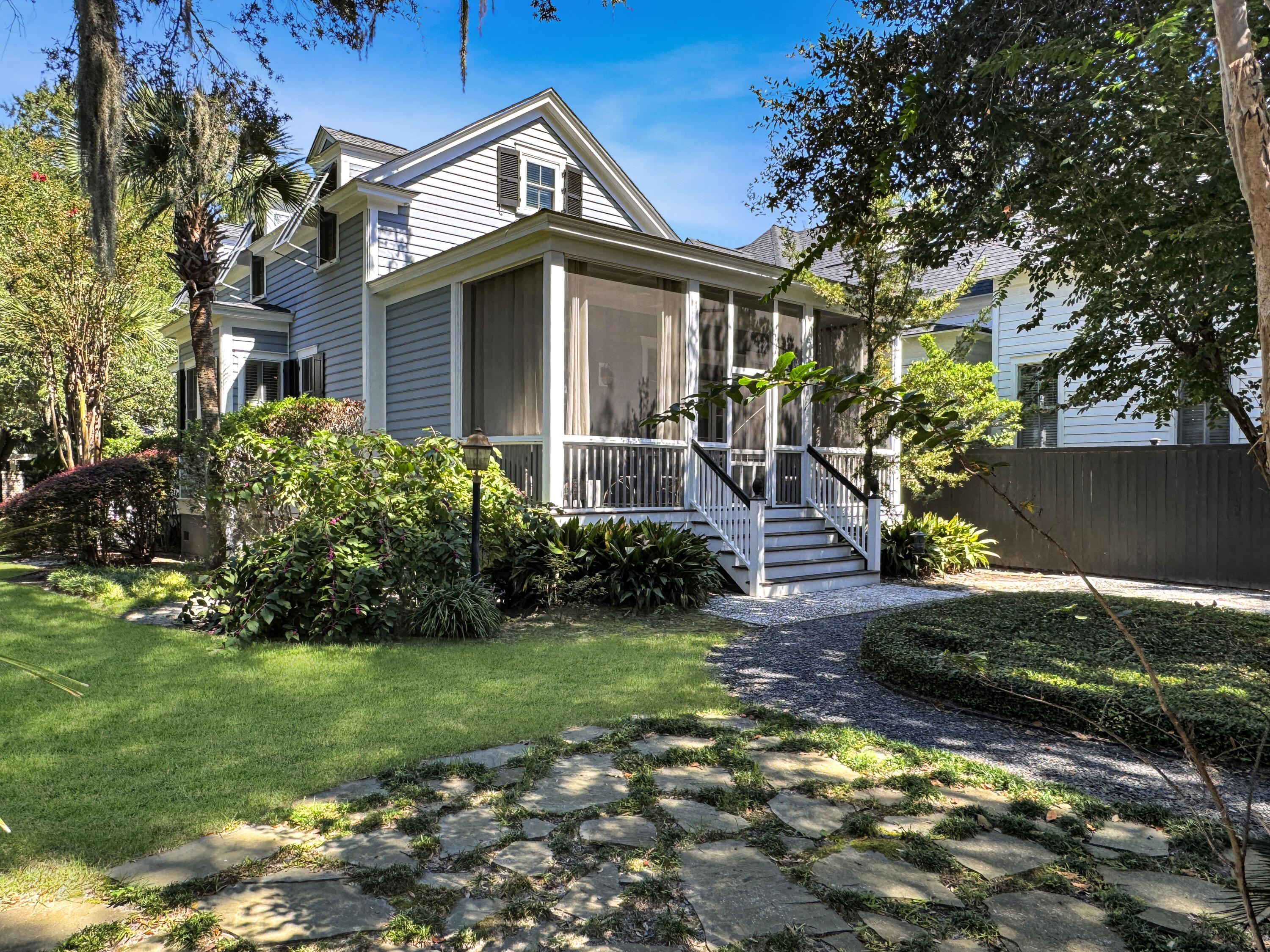 162 N Shelmore Boulevard, Mount Pleasant