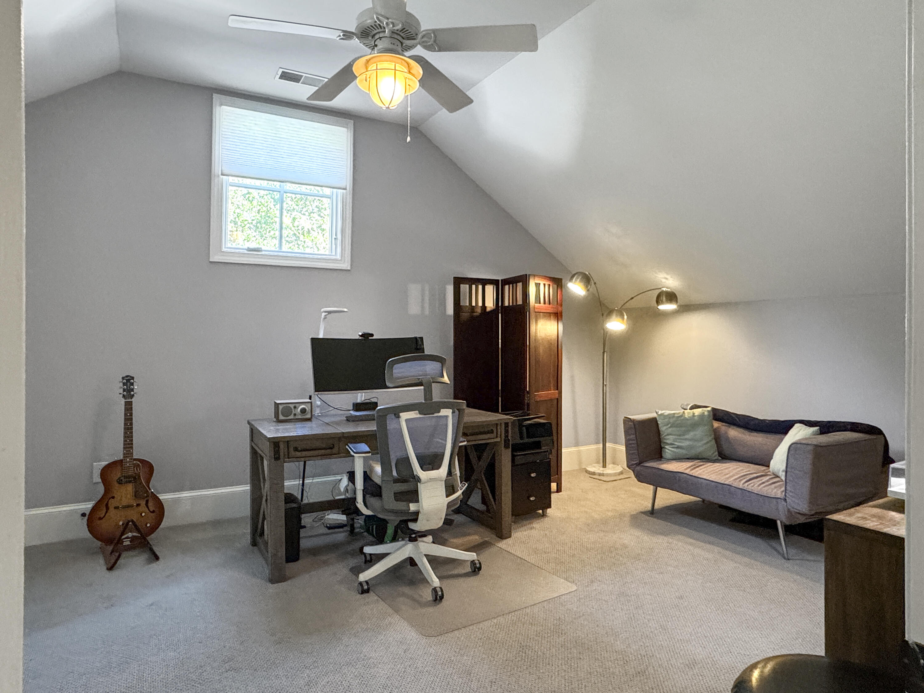 162 N Shelmore Boulevard, Mount Pleasant