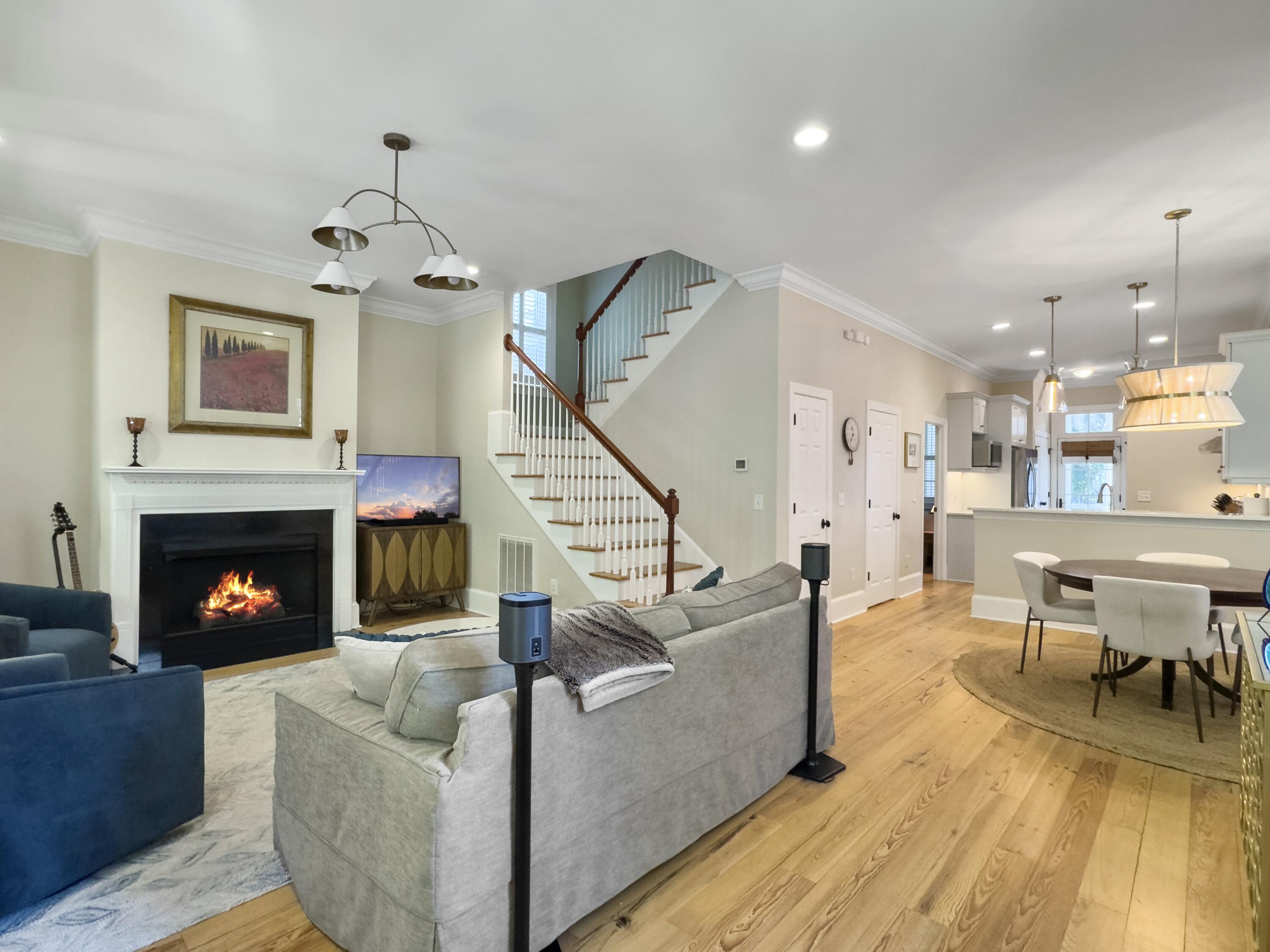 162 N Shelmore Boulevard, Mount Pleasant