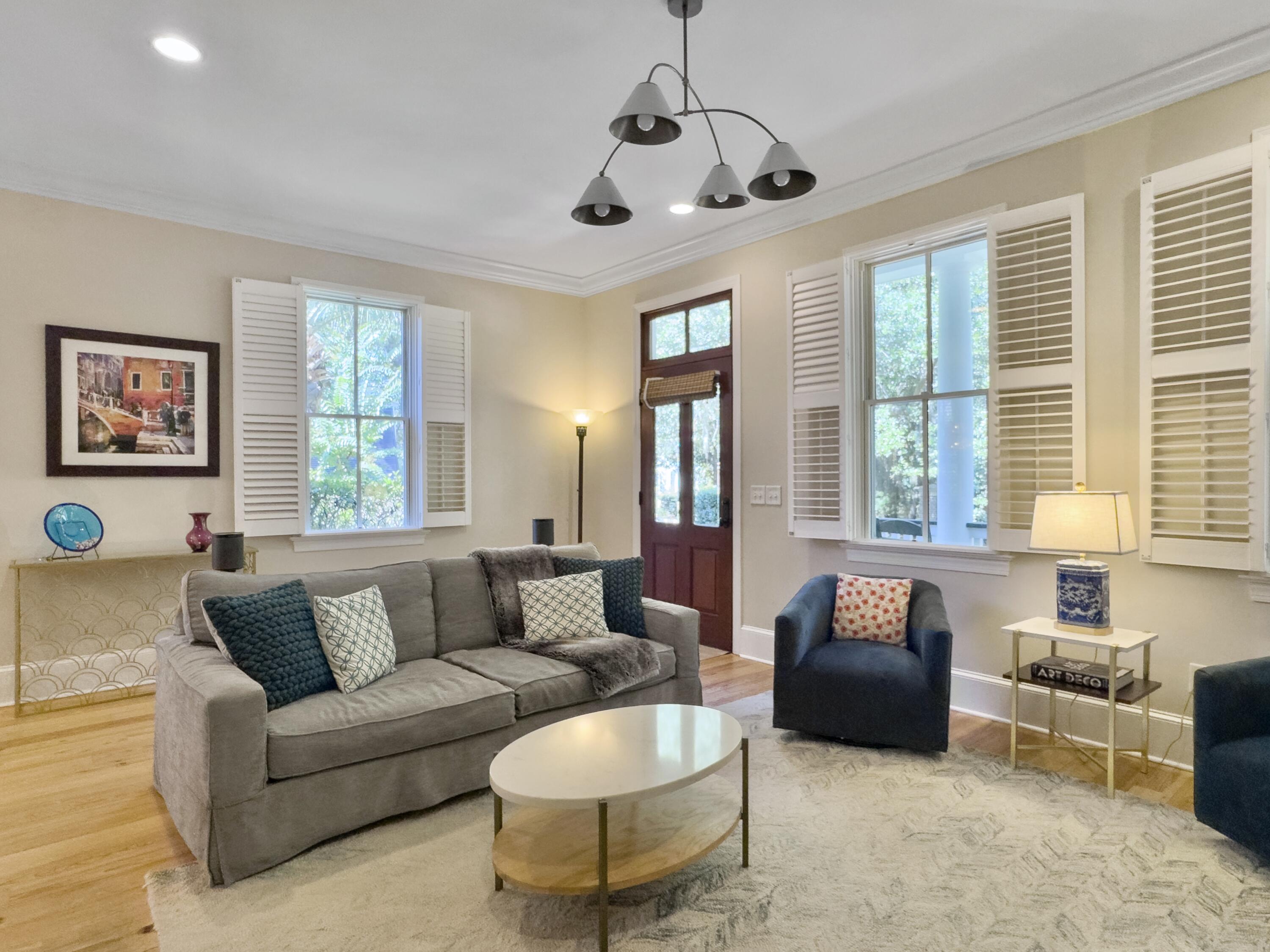 162 N Shelmore Boulevard, Mount Pleasant