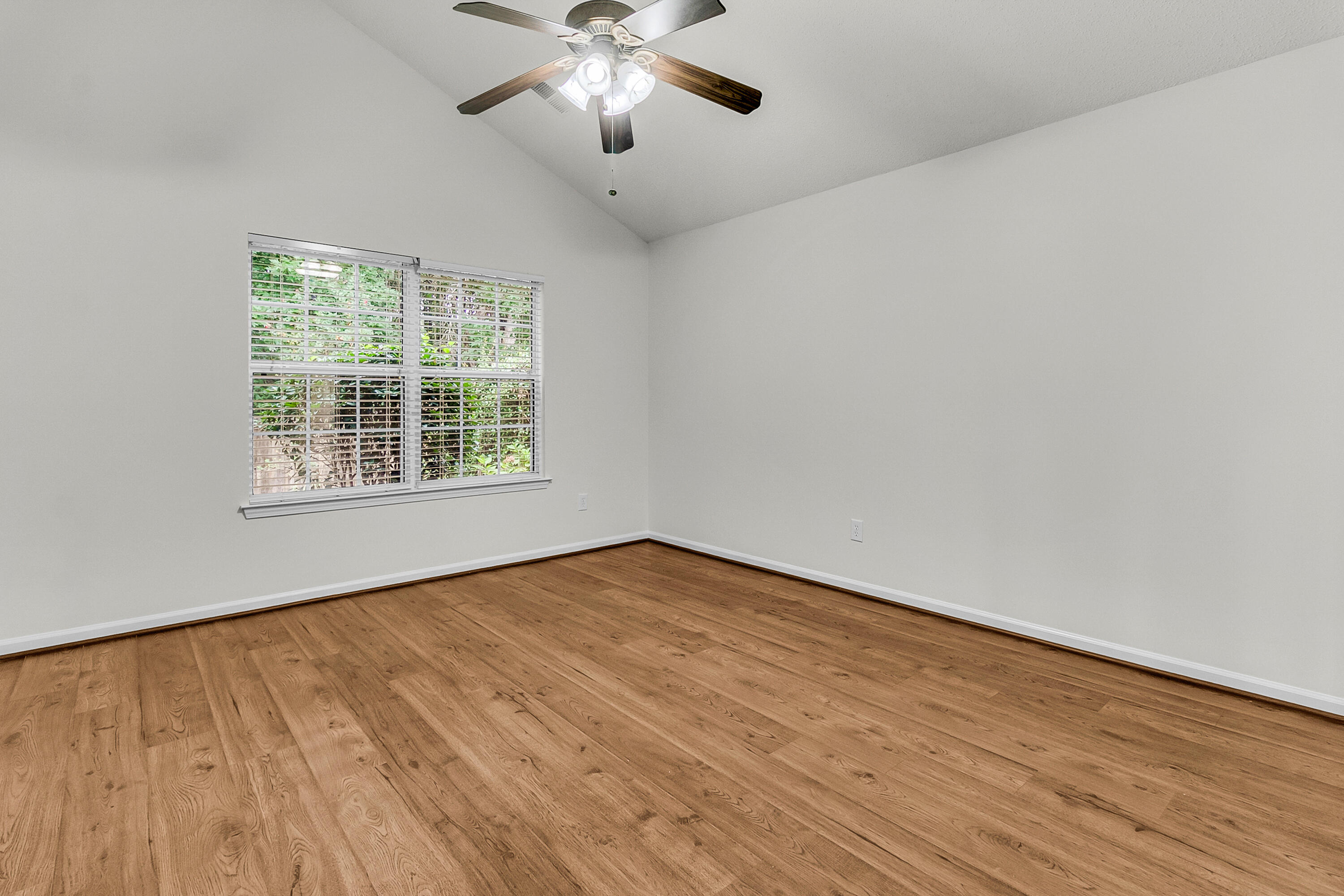 4879 Carnoustie Court