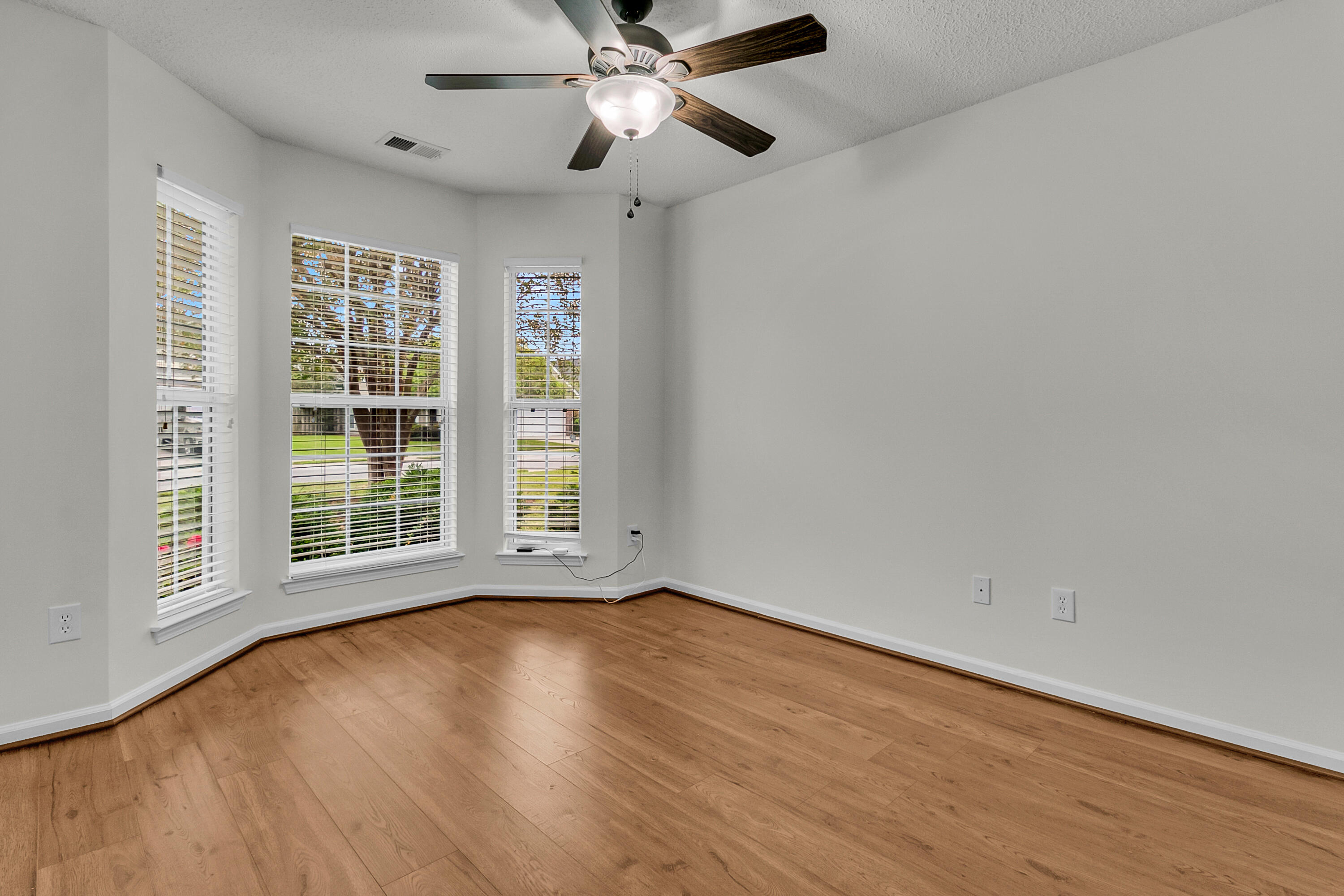 4879 Carnoustie Court