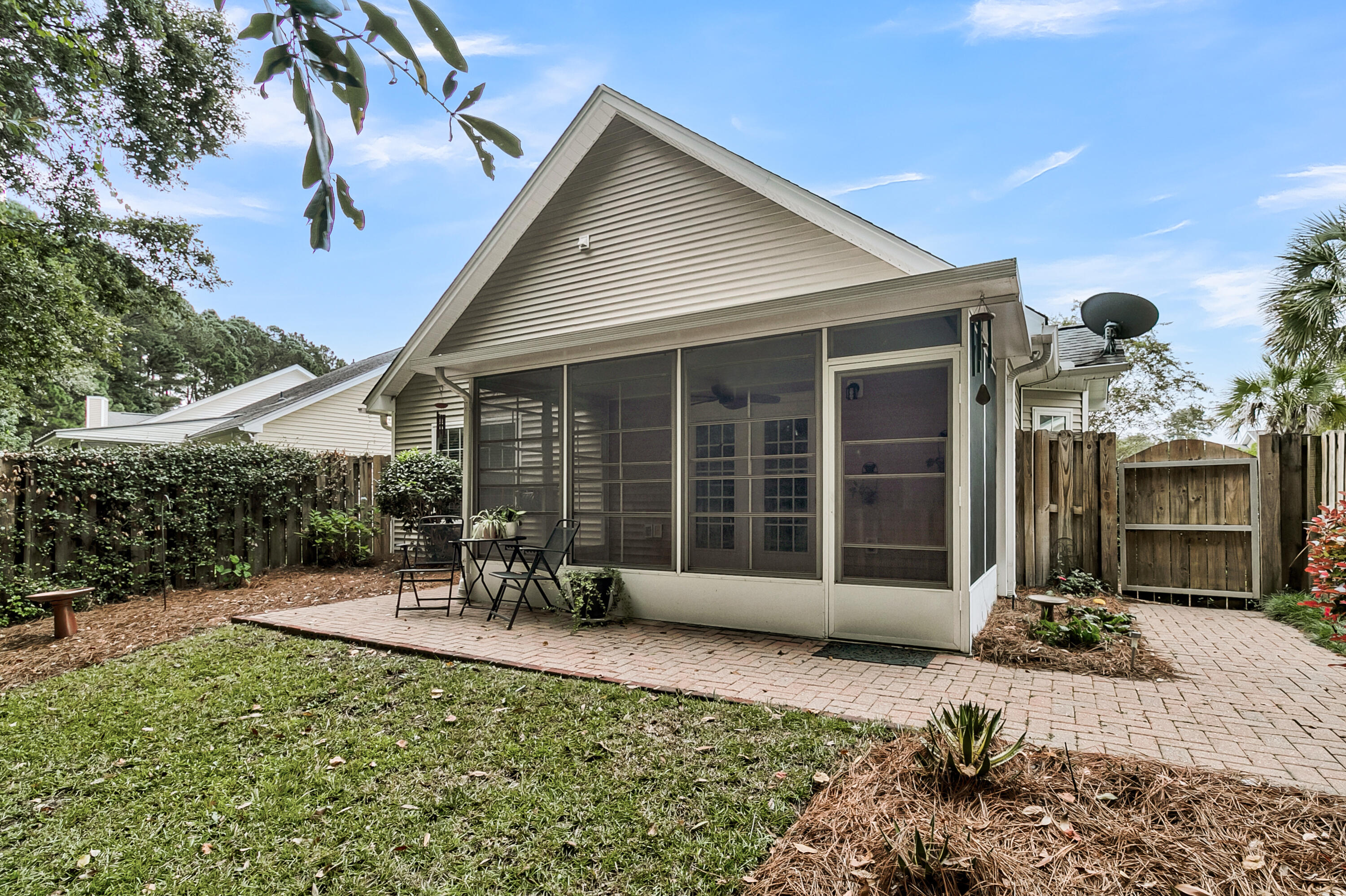 4879 Carnoustie Court