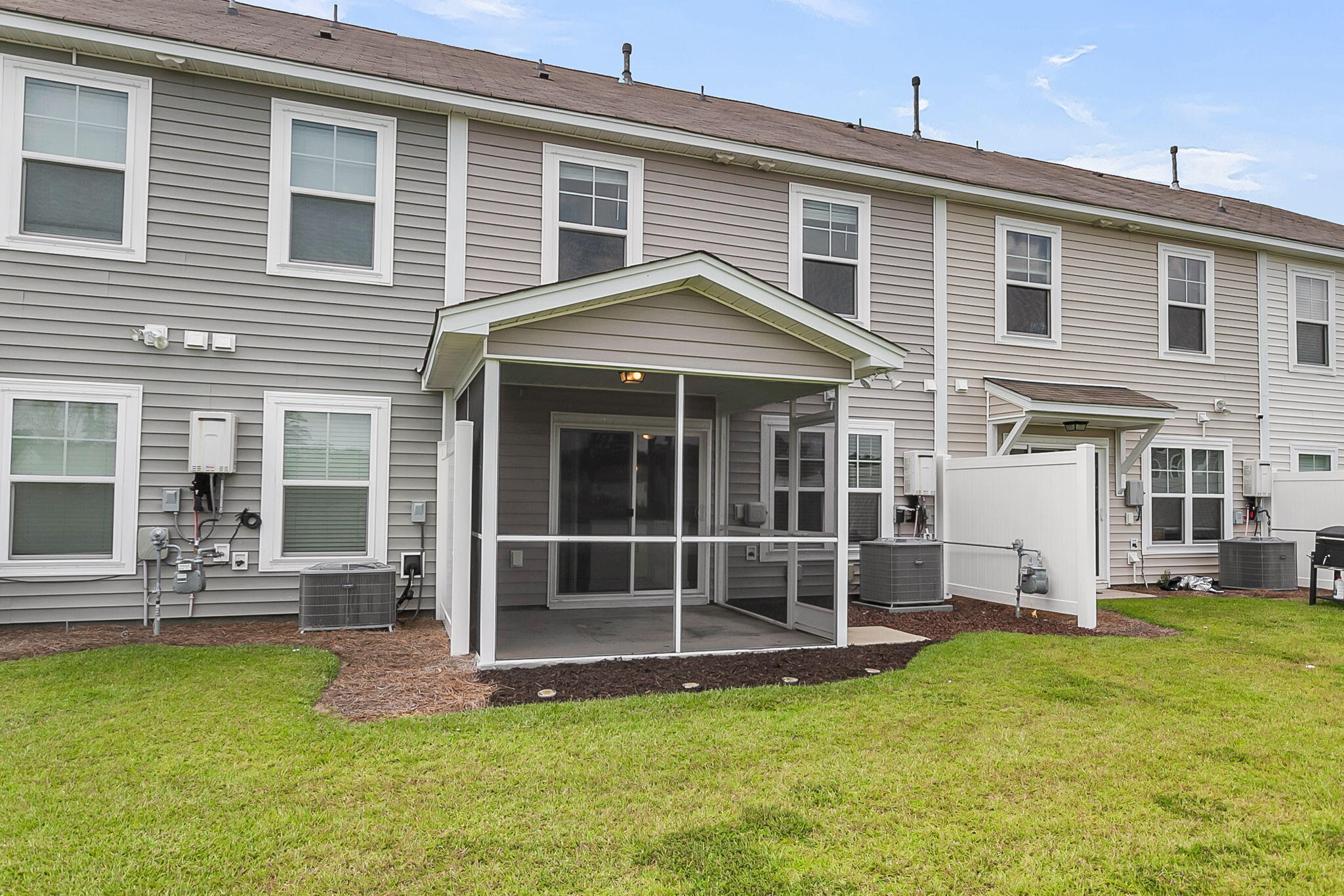 9752 Transplanter Circle