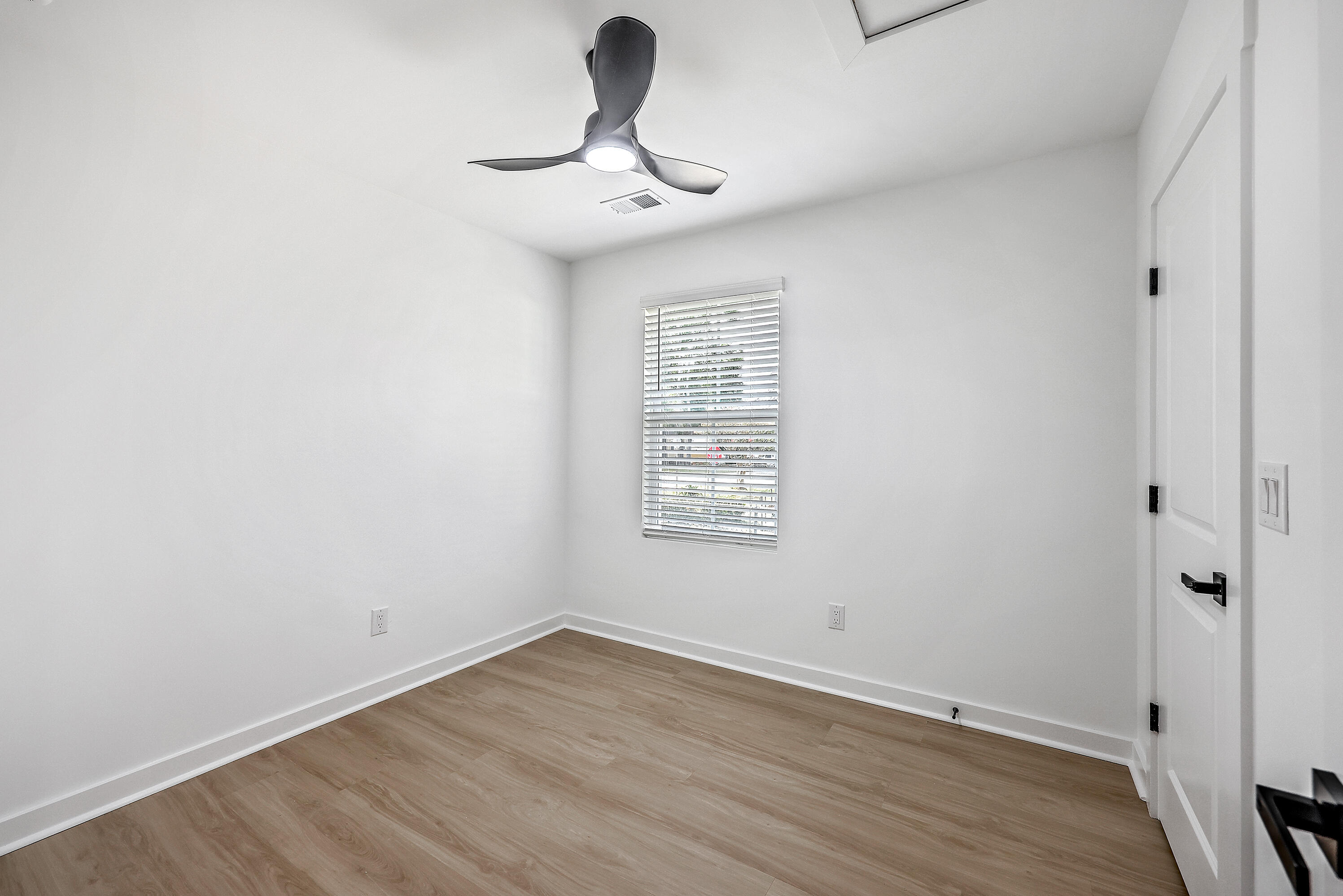 3792 Walnut Street, North Charleston