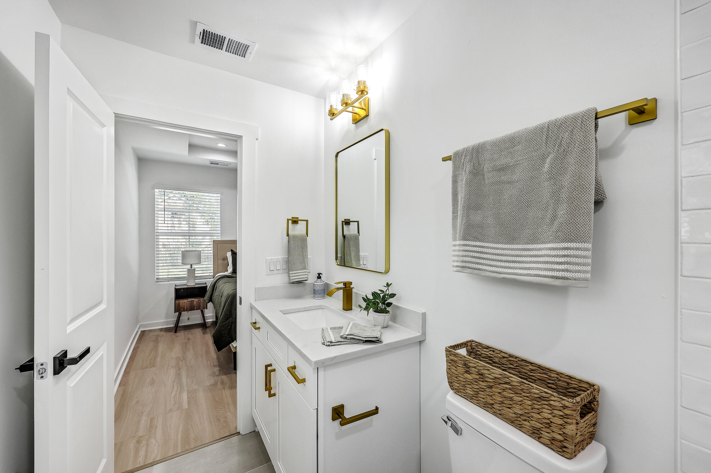 3792 Walnut Street, North Charleston