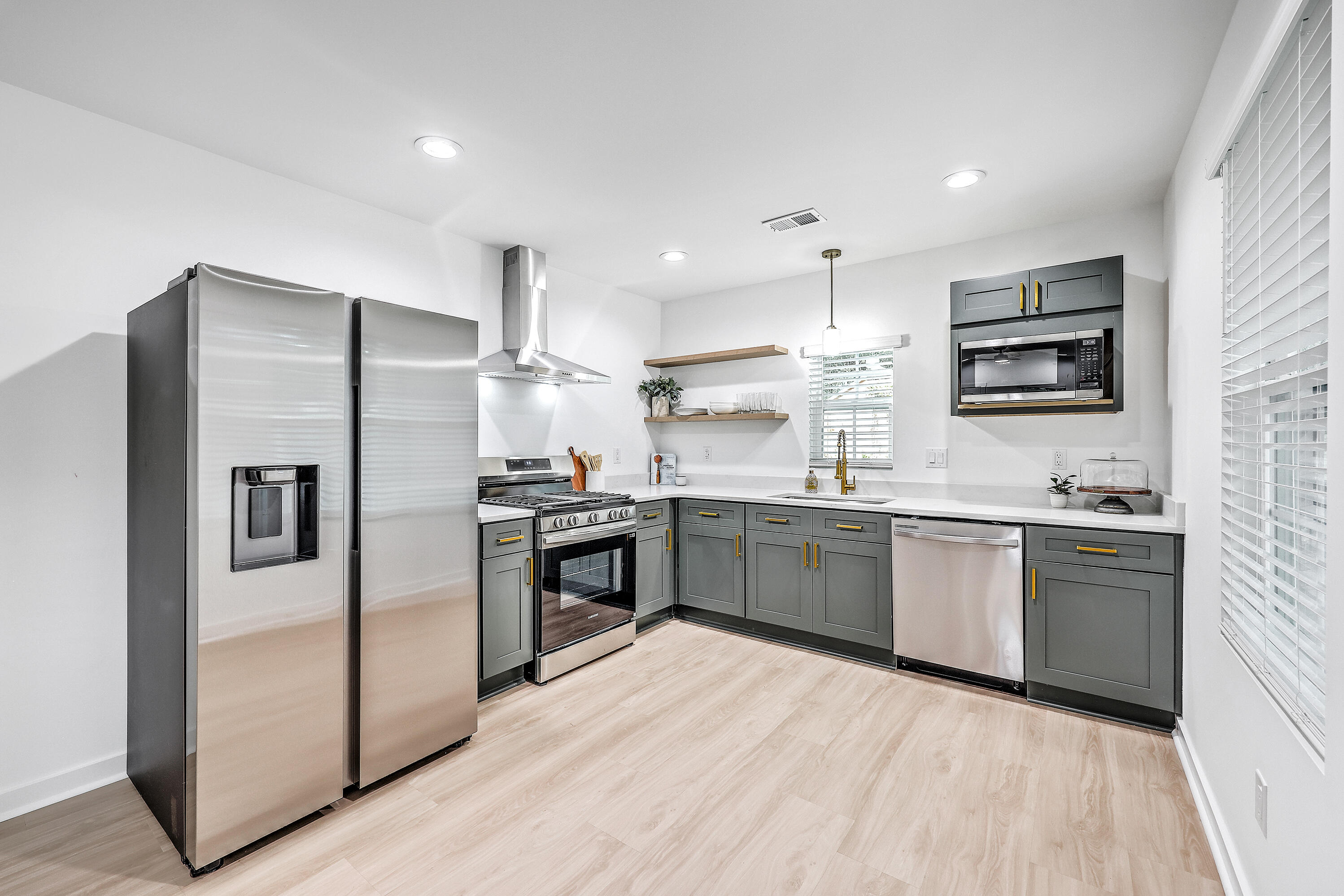 3792 Walnut Street, North Charleston