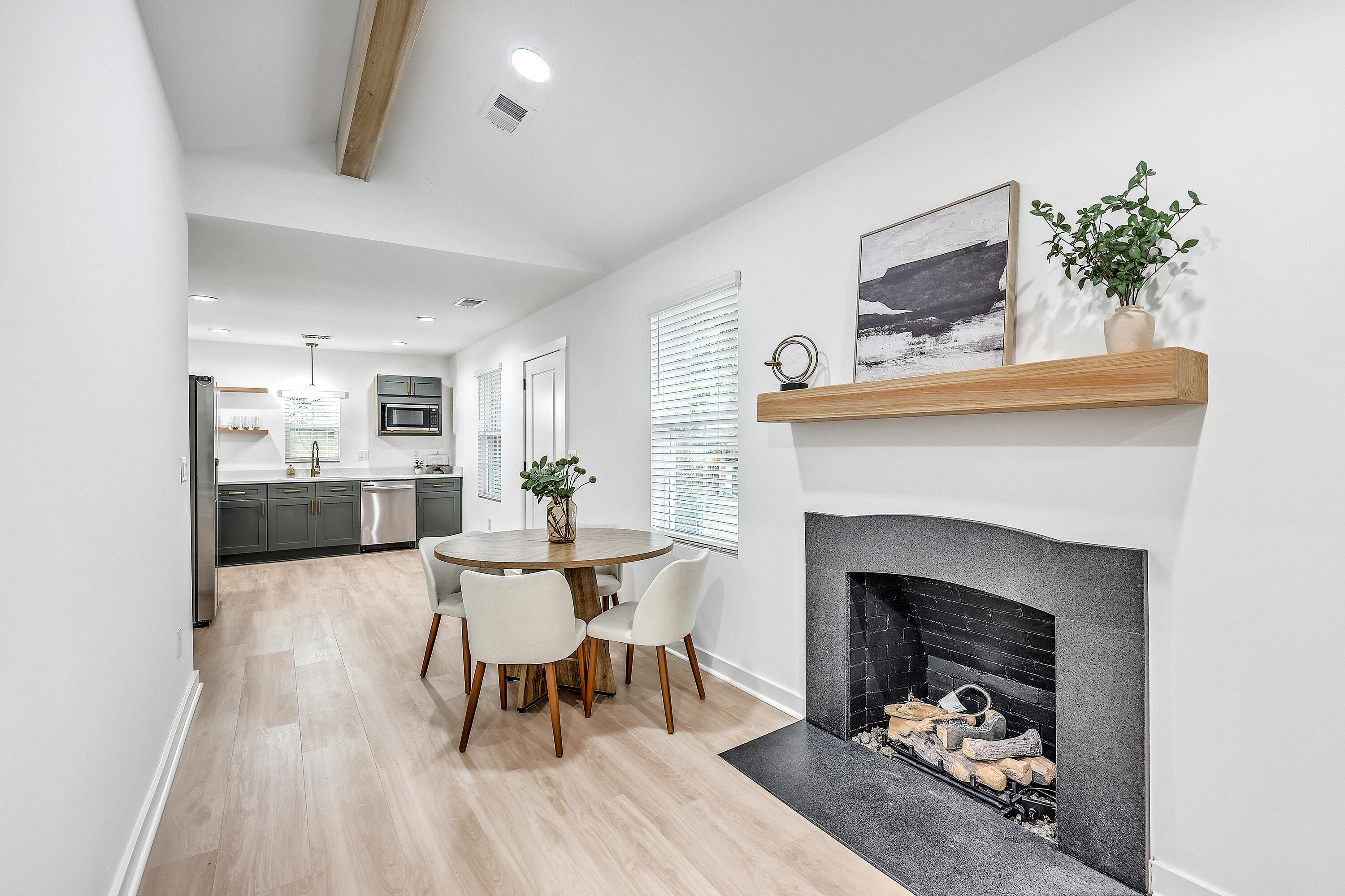 3792 Walnut Street, North Charleston