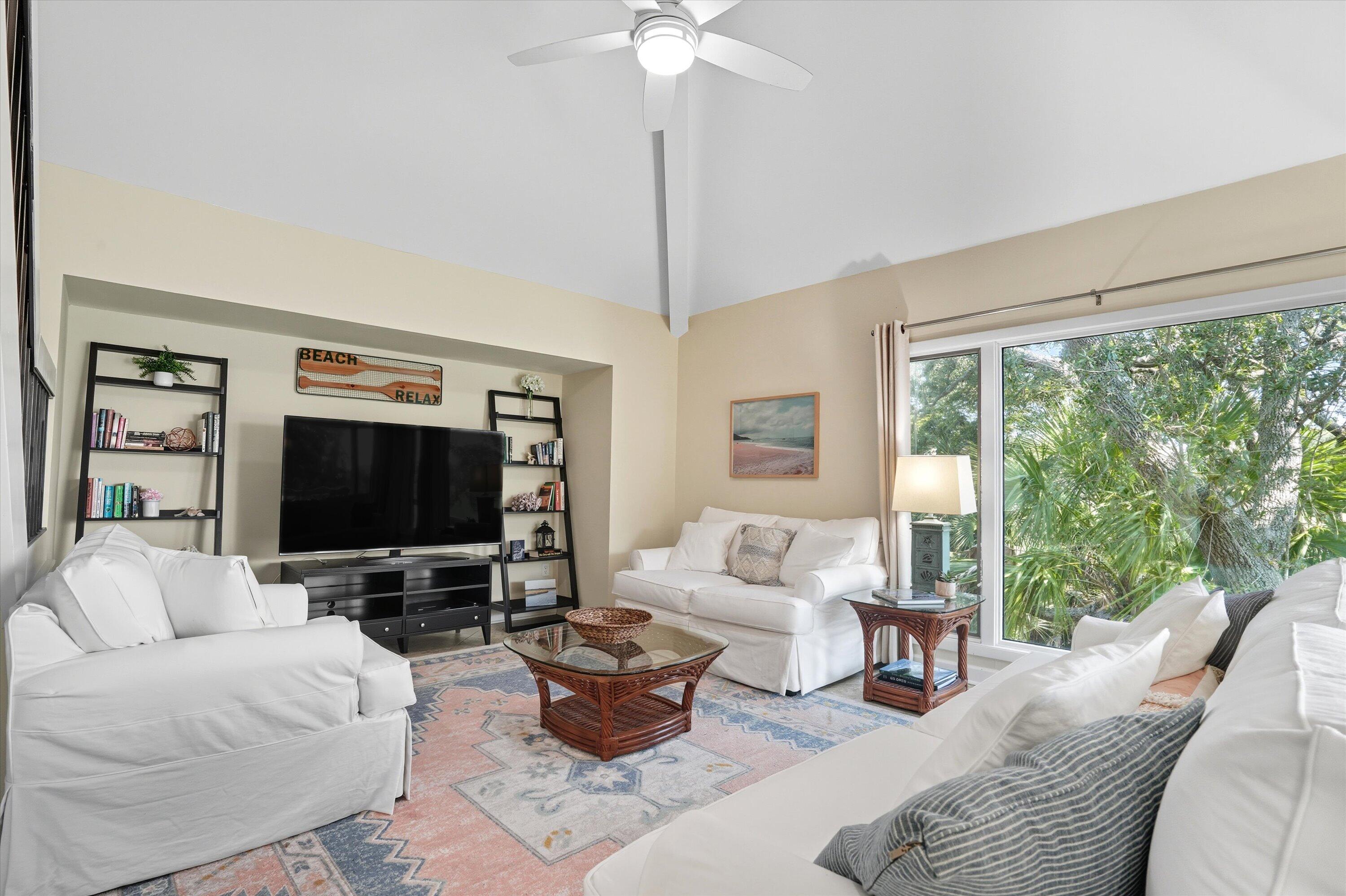 732 Spinnaker Beachhouse