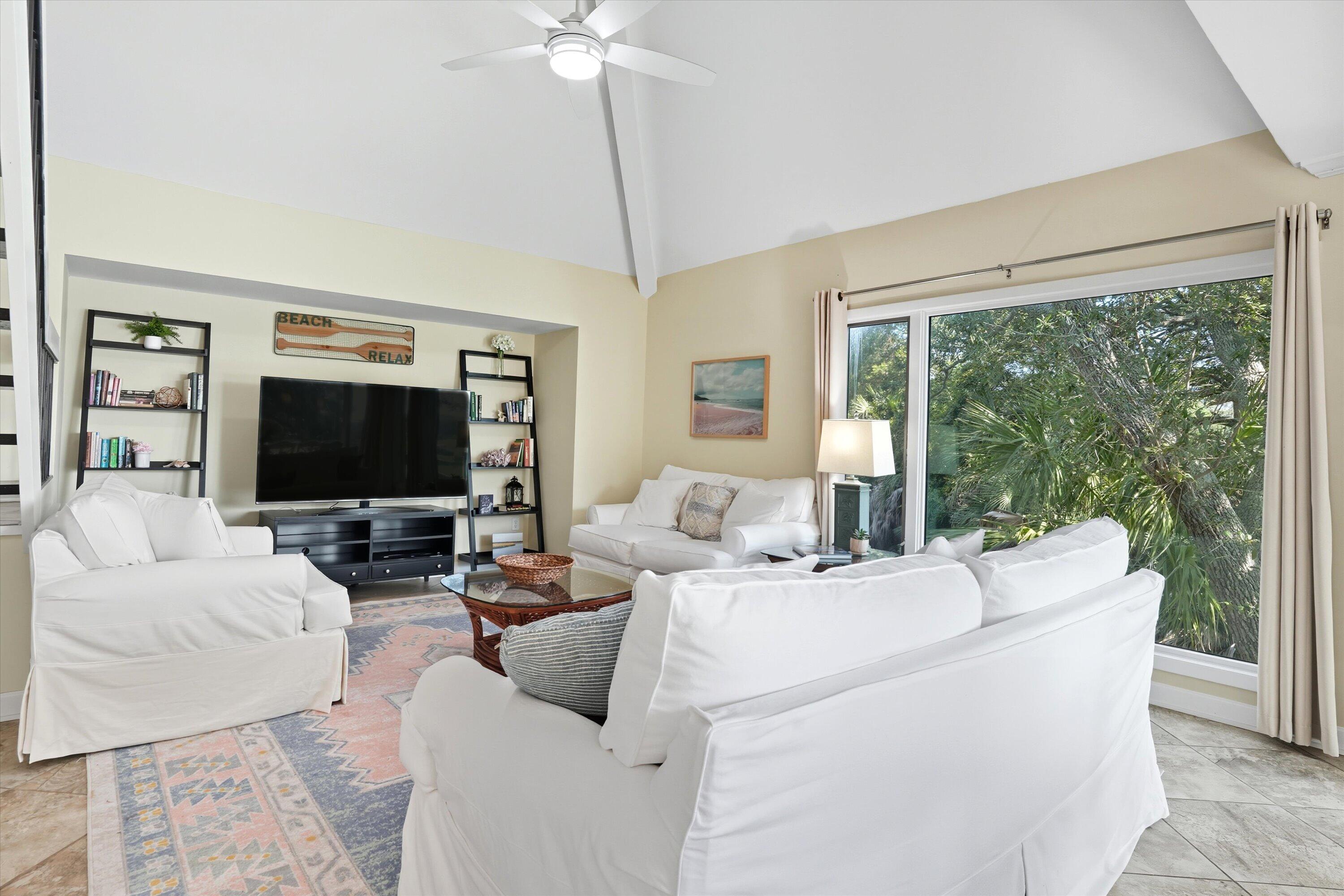 732 Spinnaker Beachhouse