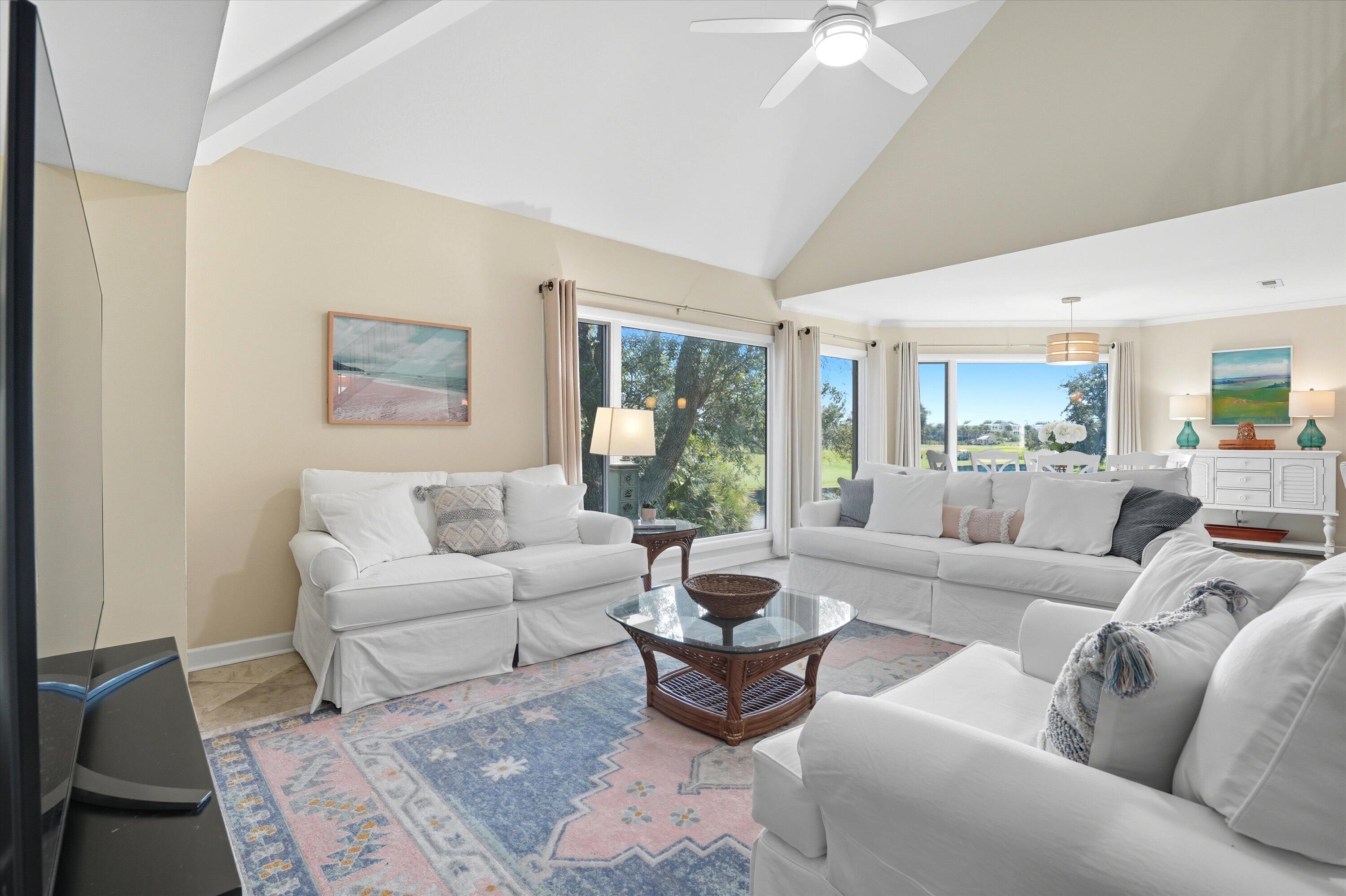 732 Spinnaker Beachhouse